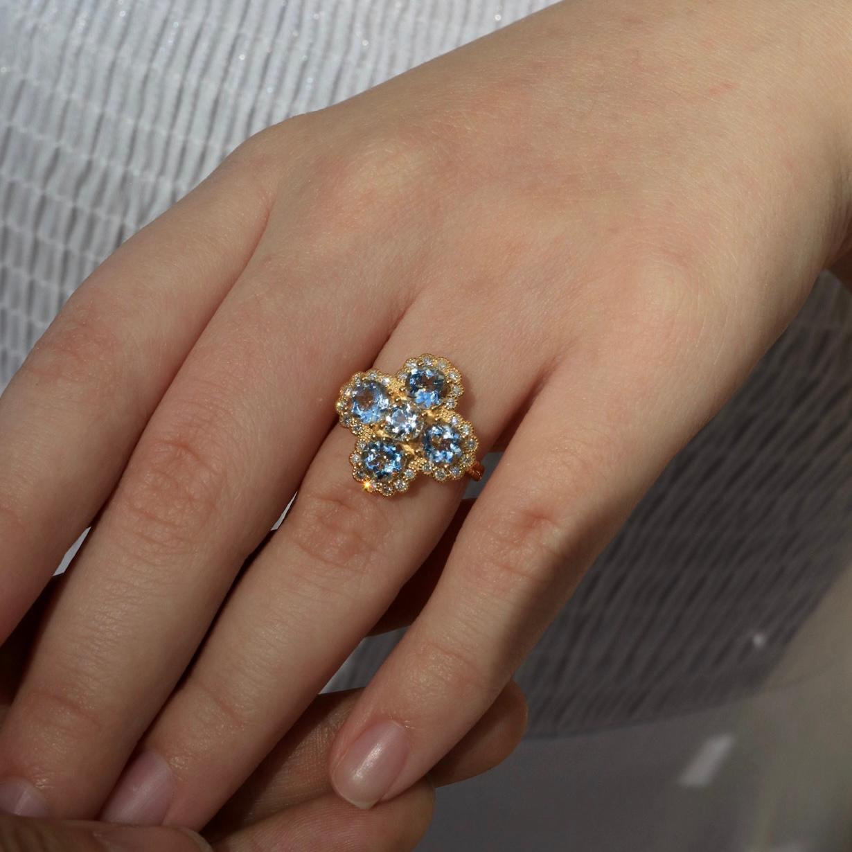 For Sale:  Nina Zhou Aquamarine Diamond Vintage-Style Clover Cocktail Ring 2