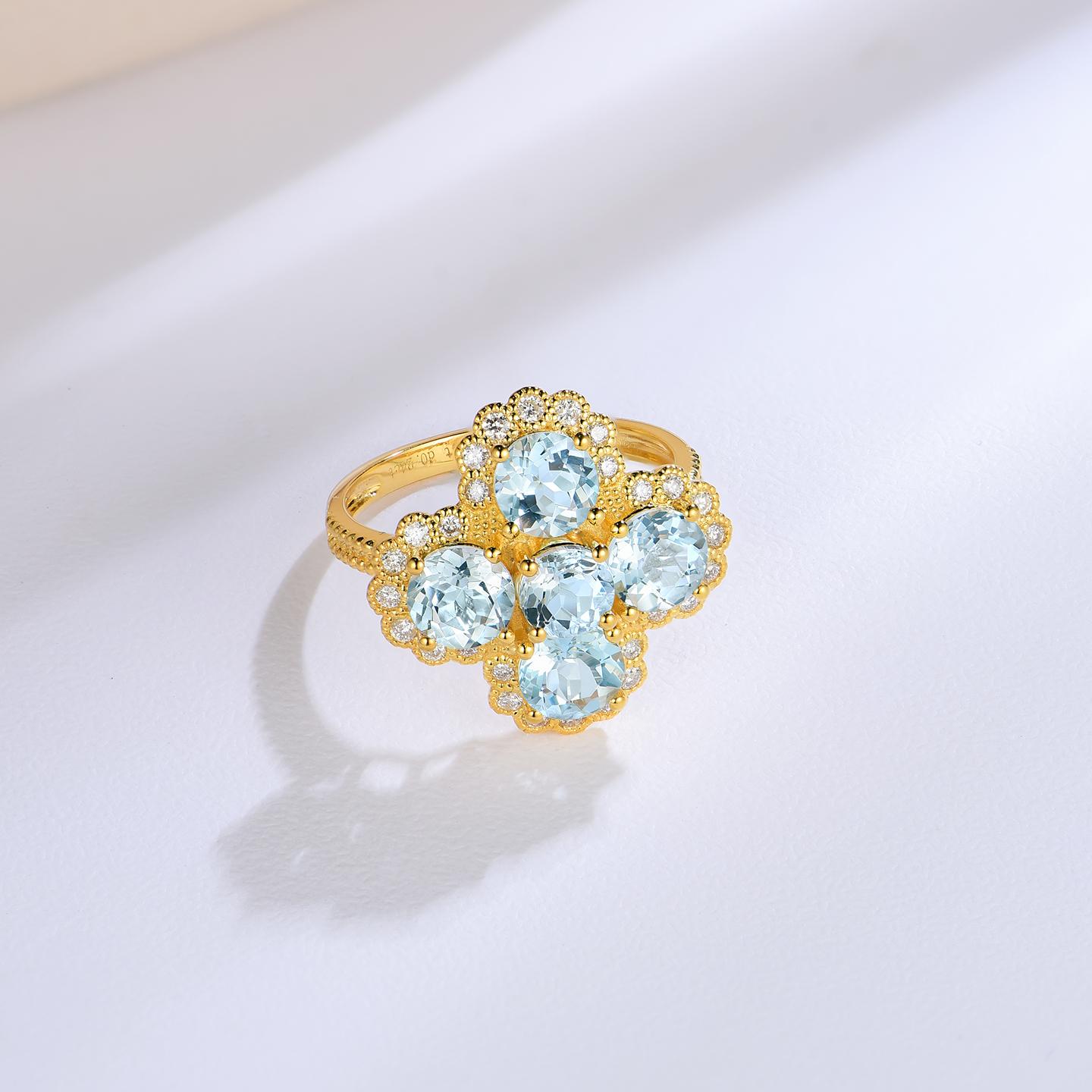 For Sale:  Nina Zhou Aquamarine Diamond Vintage-Style Clover Cocktail Ring 3
