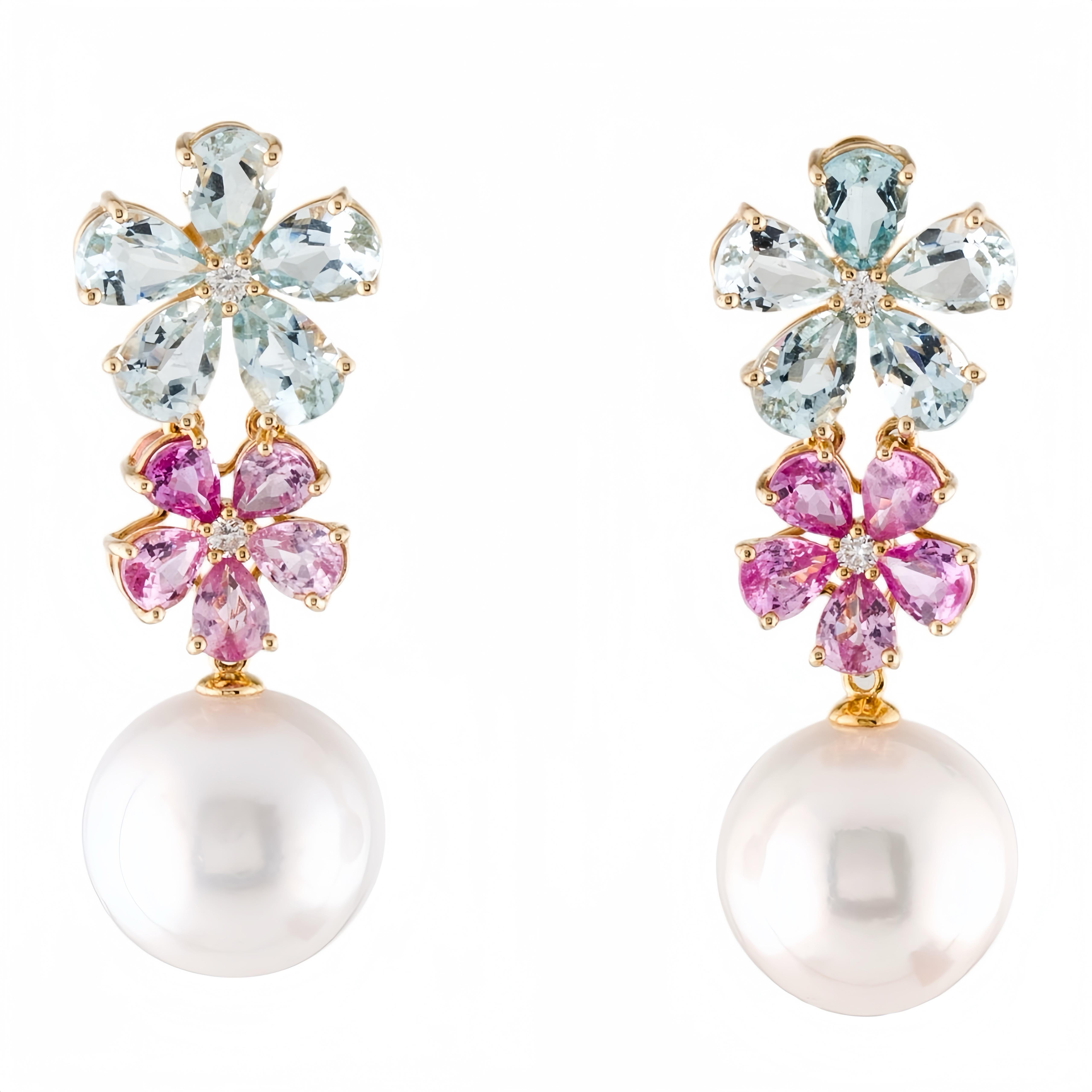 Entdecken Sie die Nina Zhou Aquamarin-Rosa-Saphir-Diamant-Blüte 12-13mm Perlen-Convertible-Tropfenohrringe aus 18k Gelbgold, die für zeitlose Eleganz und aufwändige Handwerkskunst stehen. Diese exquisiten Ohrringe bestehen aus einer Reihe von 12-13