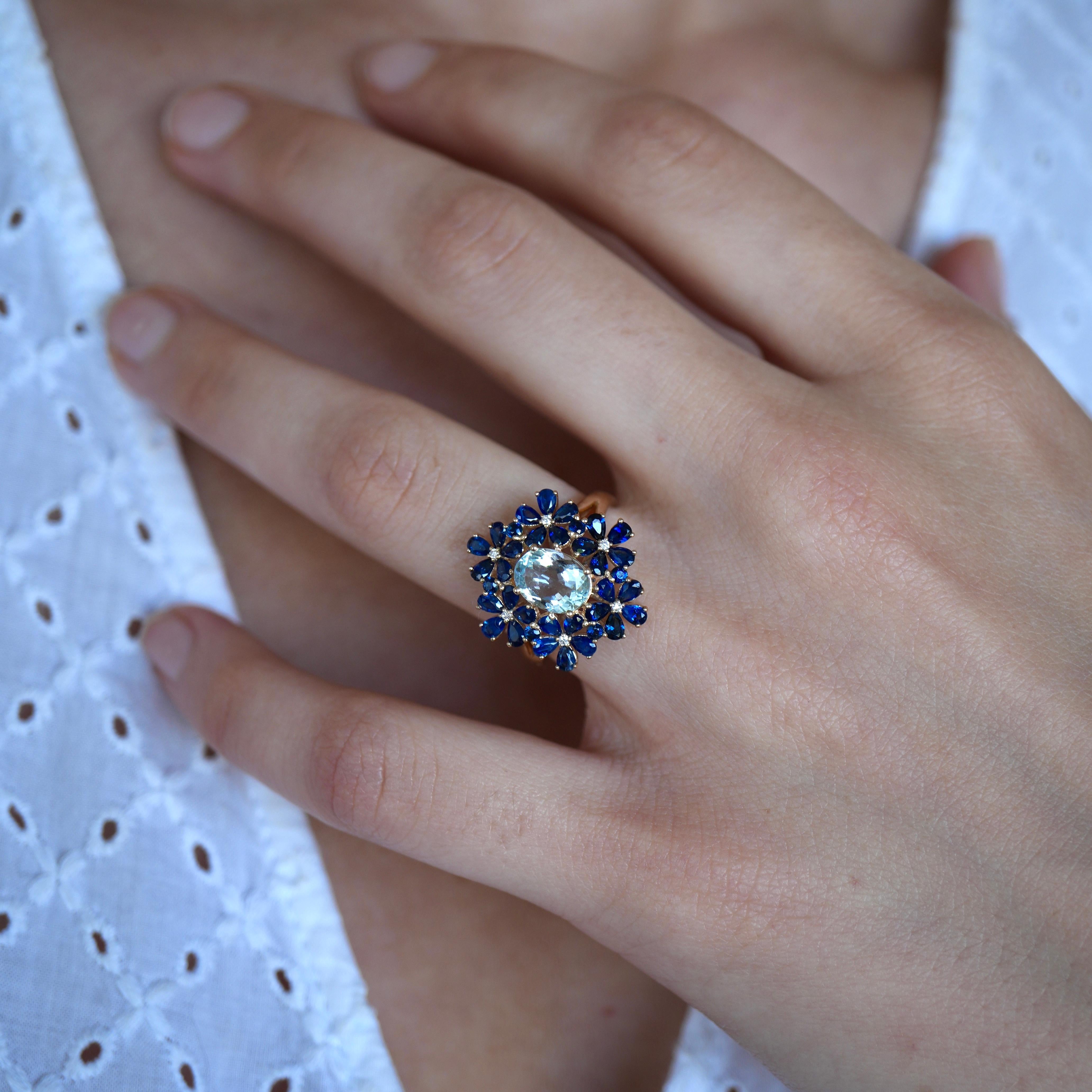 En venta: Anillo de Cóctel Flor de Diamantes Zafiro Aguamarina Nina Zhou  10