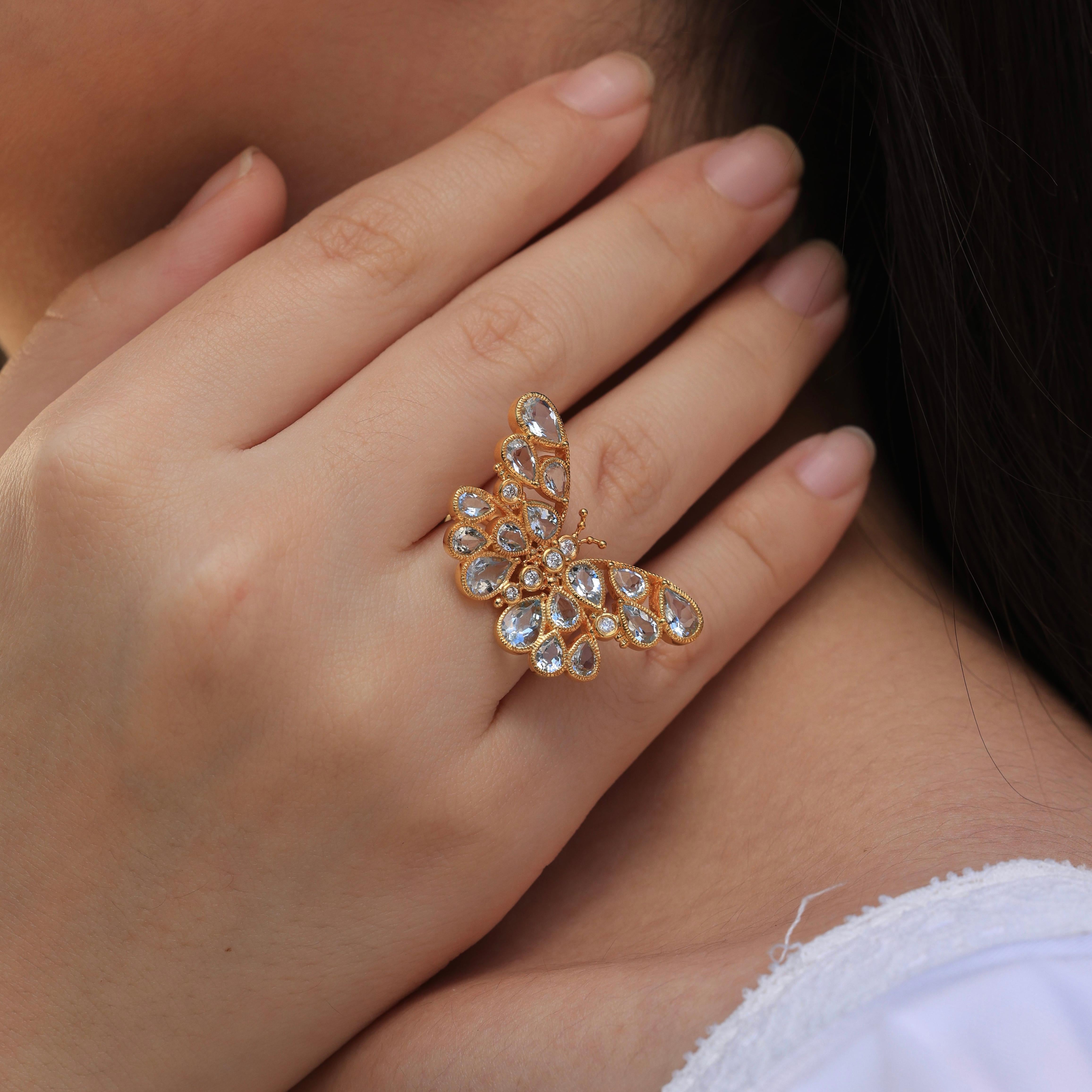 Anillo de Cóctel Nina Zhou Mariposa Aguamarina Diamante en venta 2