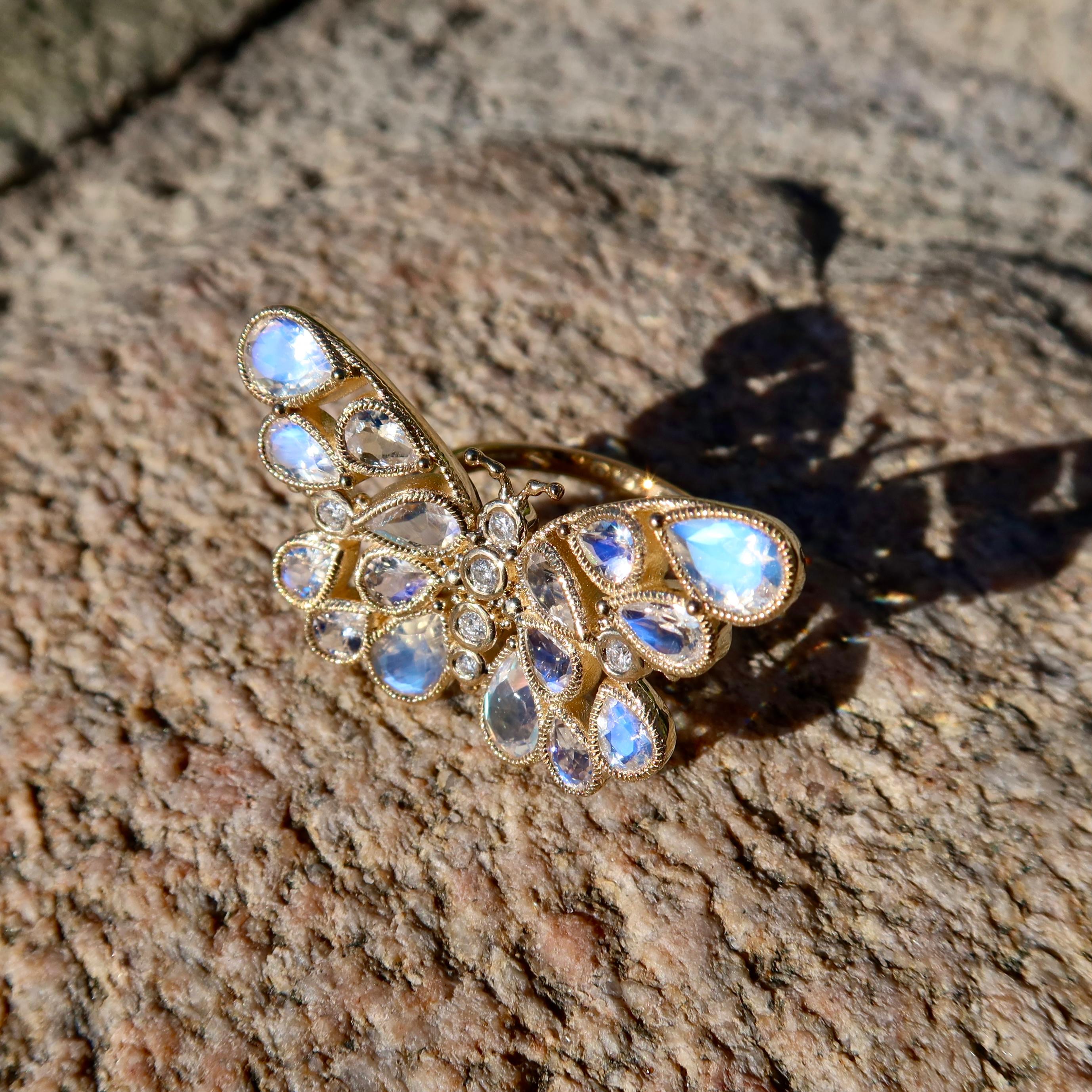 Nina Zhou Butterfly 3.25ctw Moonstone & Diamond Cocktail Ring For Sale 7