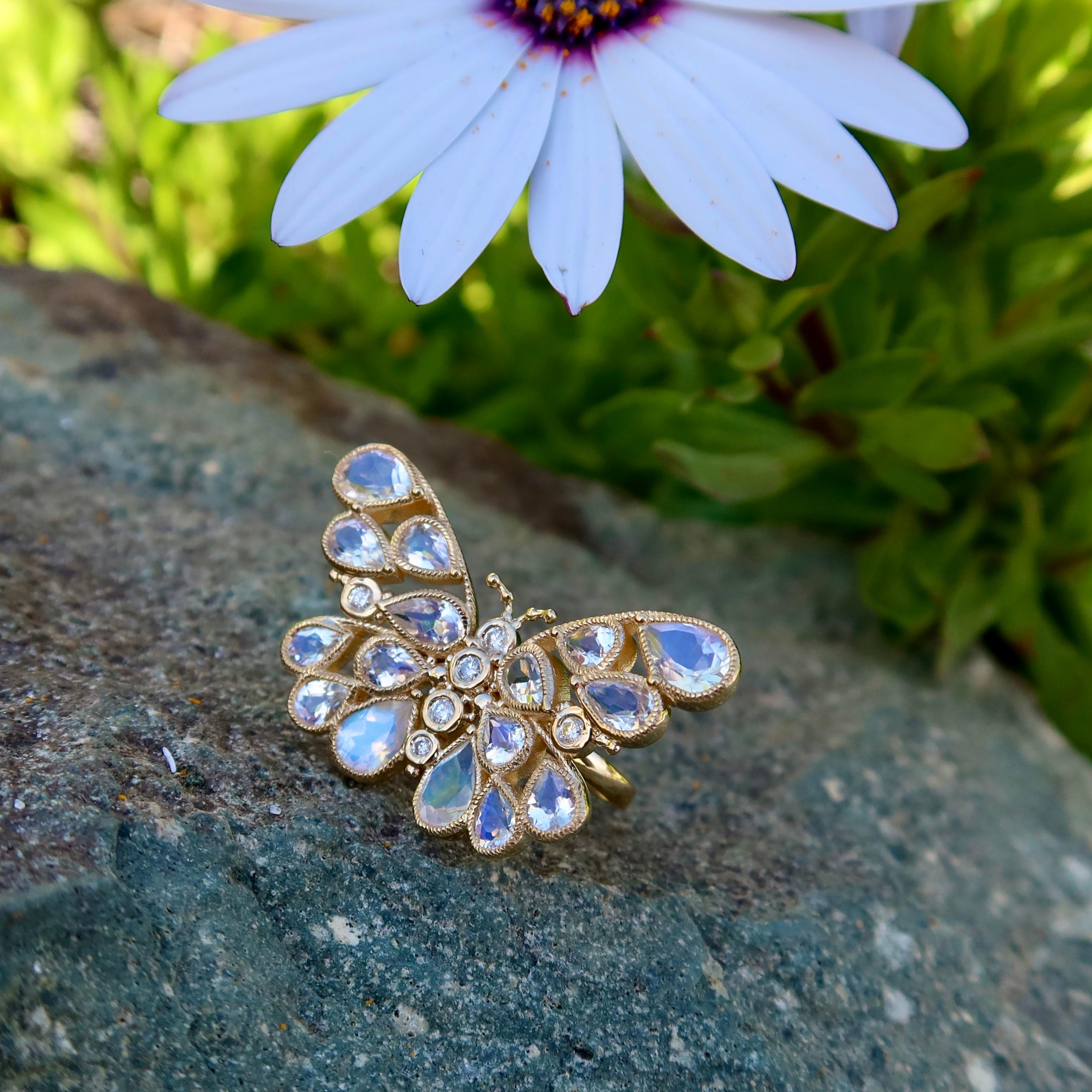 Nina Zhou Butterfly 3.25ctw Moonstone & Diamond Cocktail Ring For Sale 2
