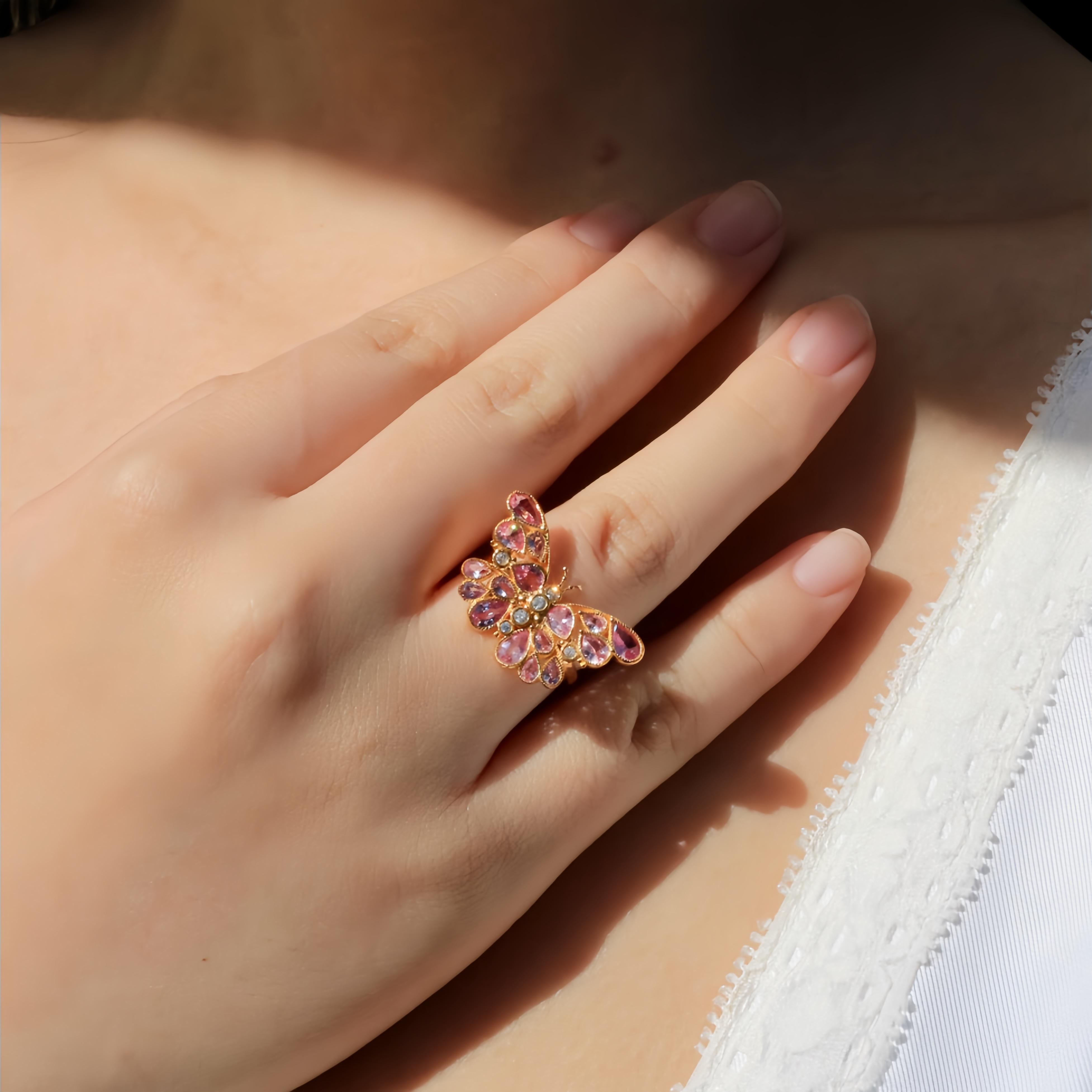 Anillo de Cóctel Nina Zhou Zafiro Rosa Mariposa Diamante en venta 2