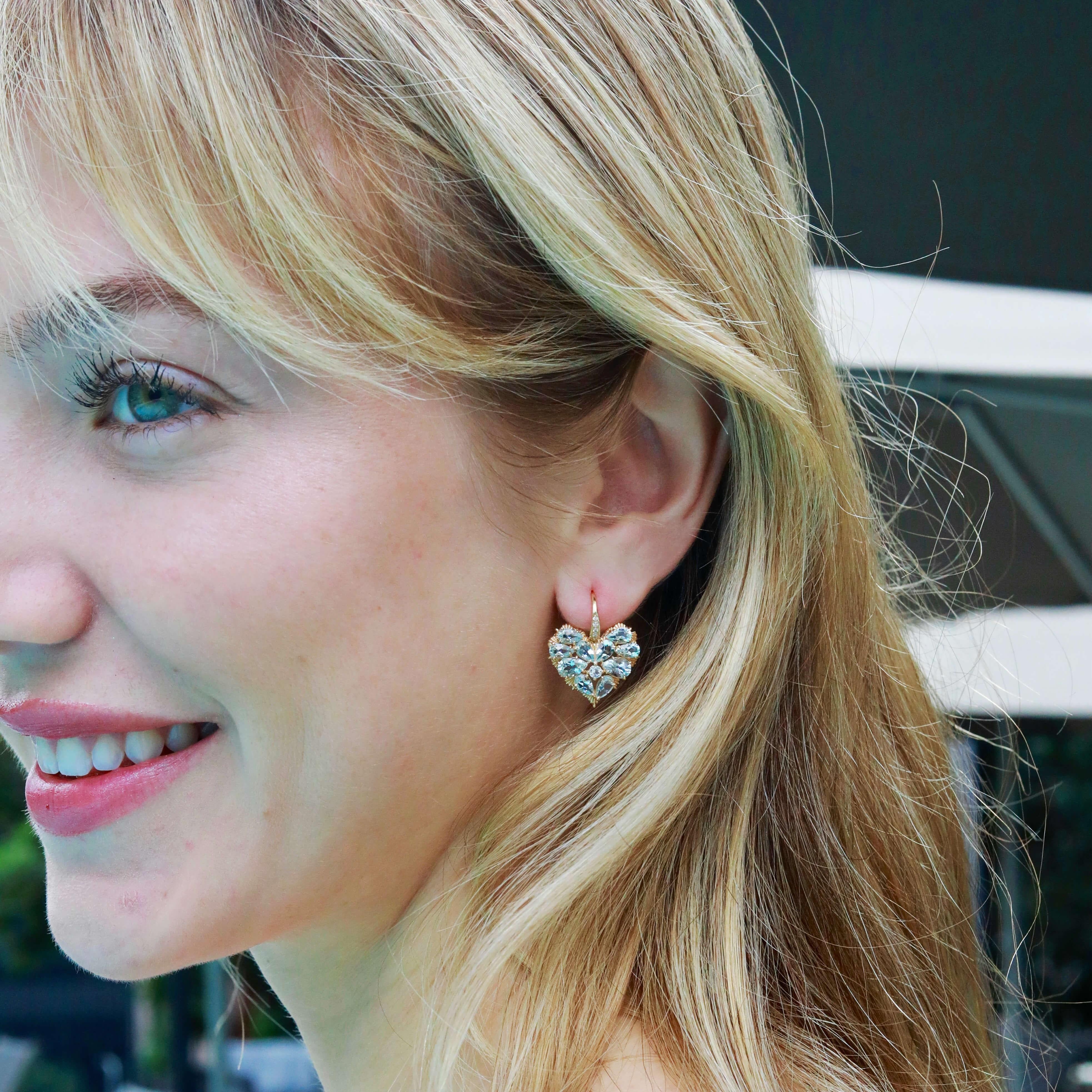 Taglio brillante Nina Zhou Orecchini a goccia con diamante e acquamarina a cuore da 5,15 ct. in vendita