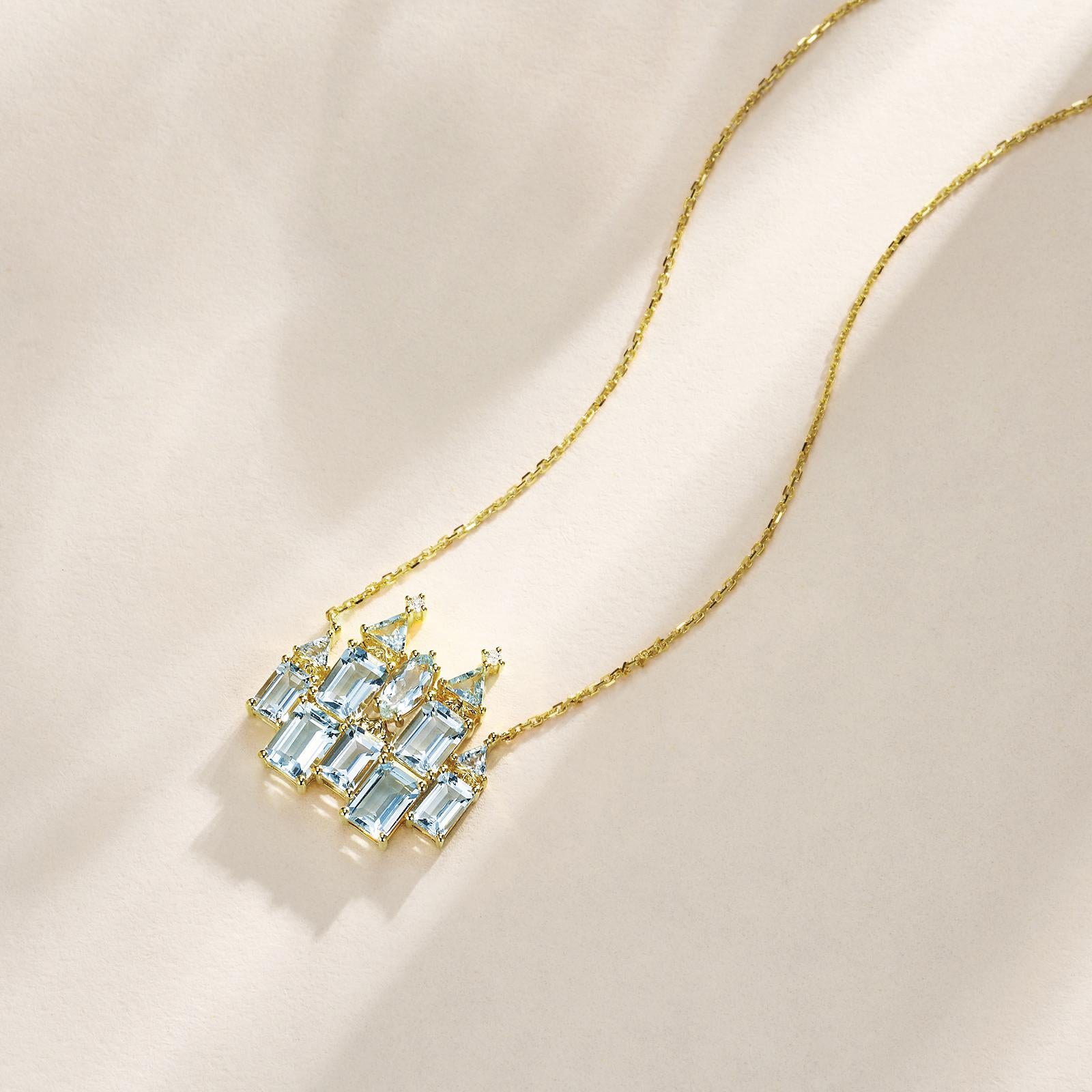Nina Zhou Collar Colgante Fantasía Aguamarina Diamante Castillo en Nuevo estado para la venta en Rowland Heights, CA