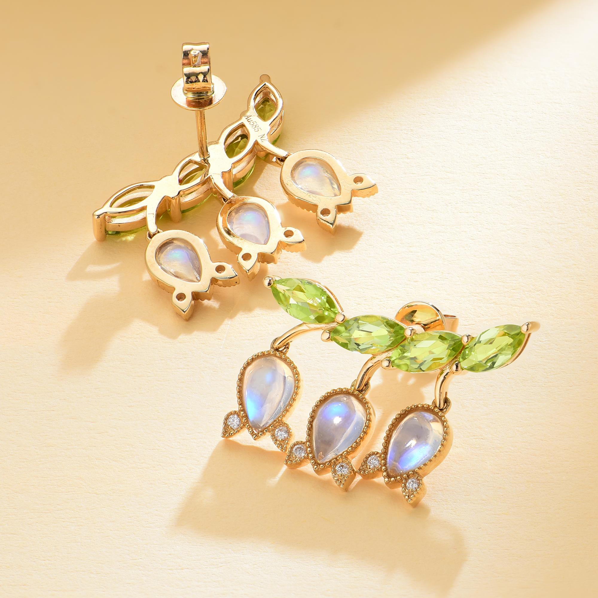 Taglio brillante Orecchini Nina Zhou Lily of the Valley con pietra di luna e peridoto da 3,26 carati e diamanti in vendita