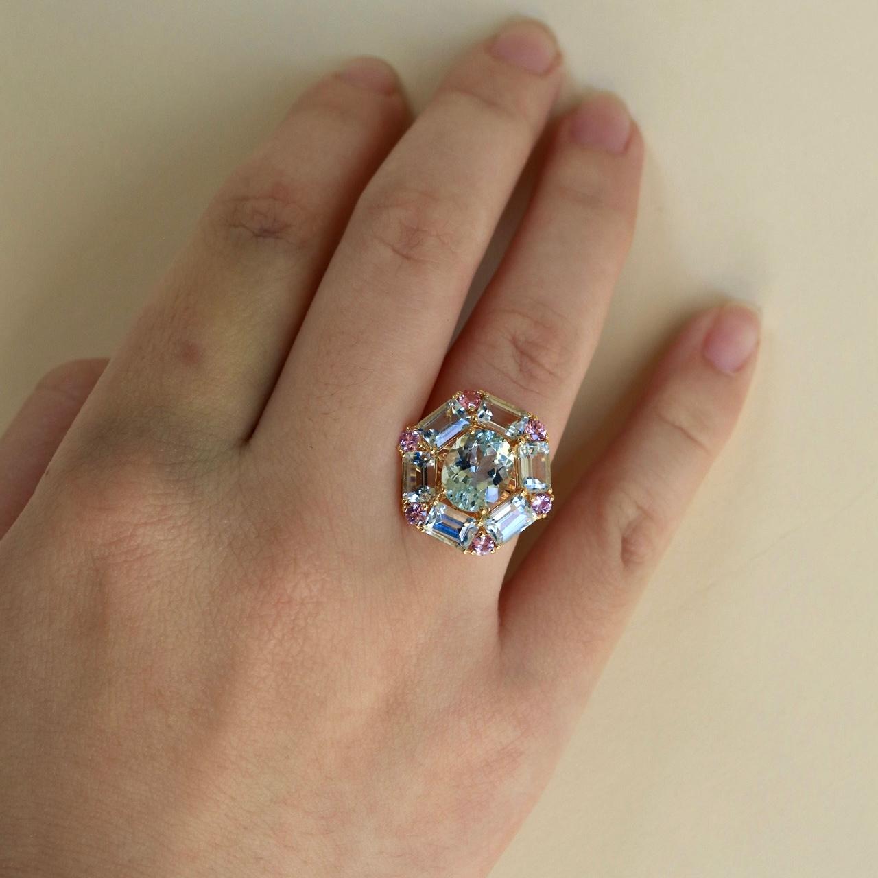 Nina Zhou Margeret Cocktail-Ring, 5,60 Karat Aquamarin, rosa Saphir Damen im Angebot