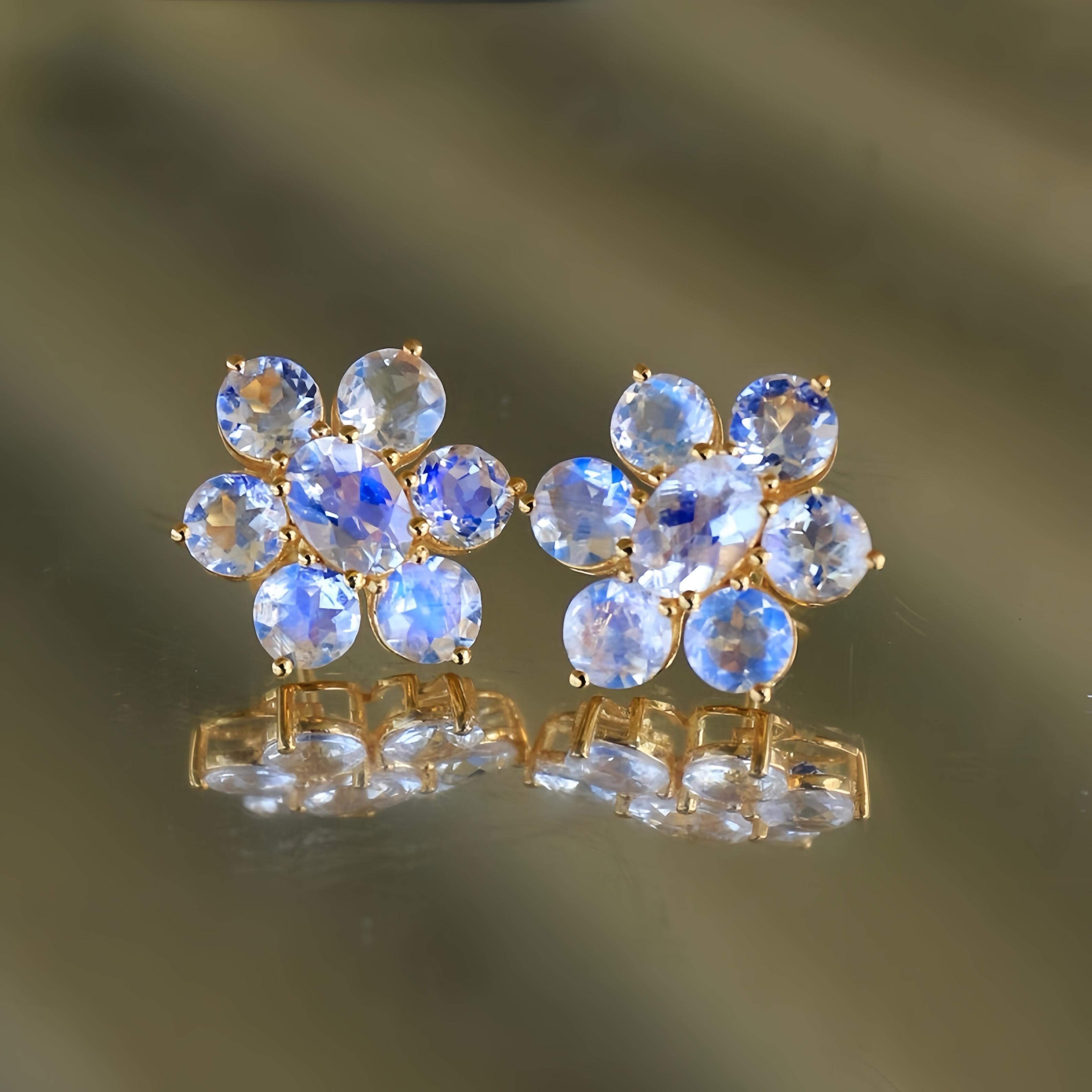 Women's Nina Zhou Moonstone Cluster Earrings For Sale