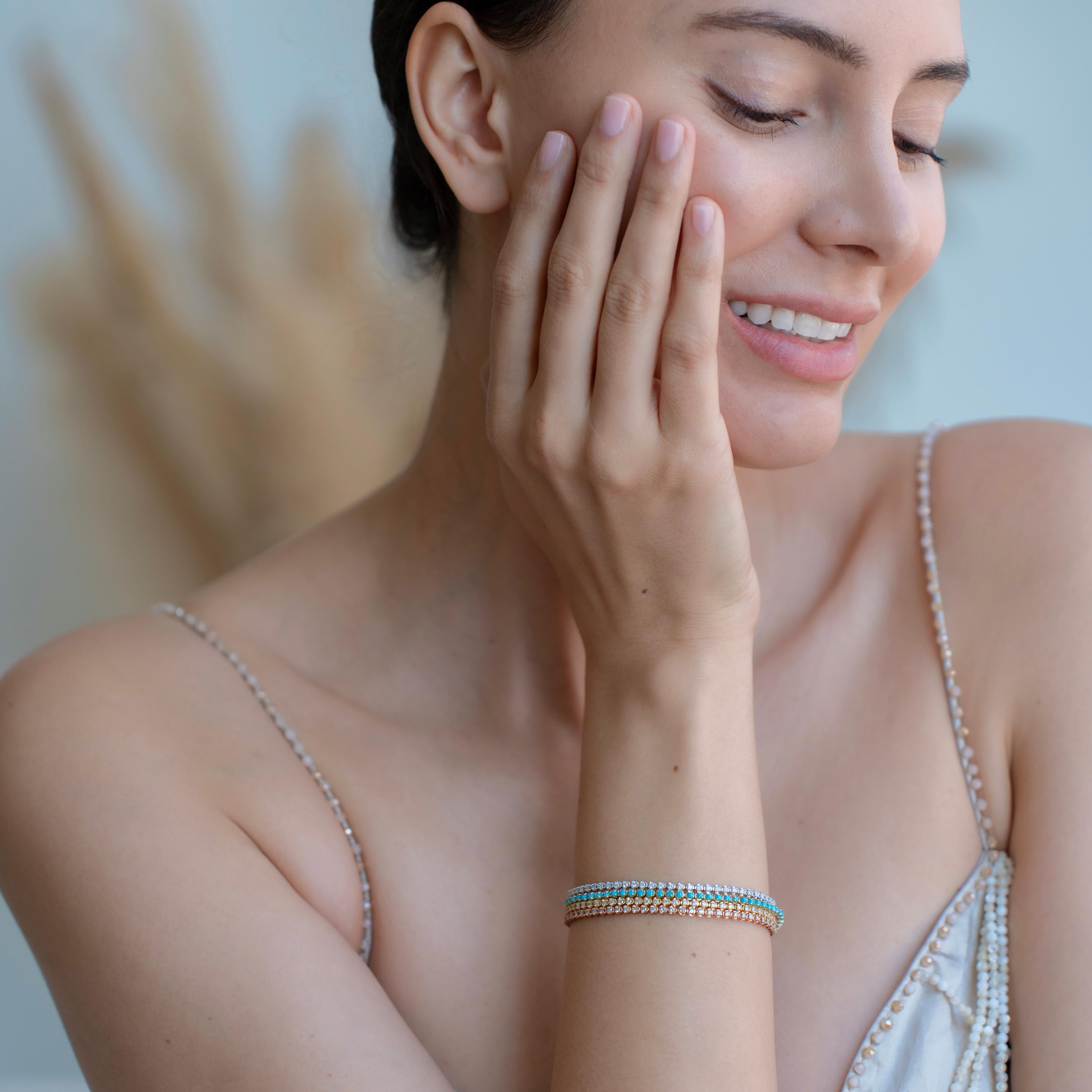 Nina Zhou 2.50ctw Natural Turquoise Tennis Bracelet For Sale 4
