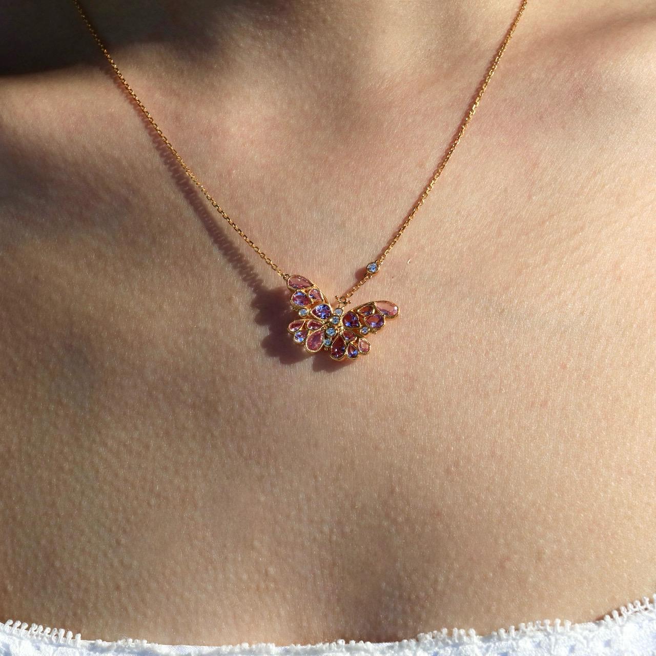 Nina Zhou Pink Sapphire Diamond Butterfly Pendant Necklace In New Condition For Sale In Rowland Heights, CA