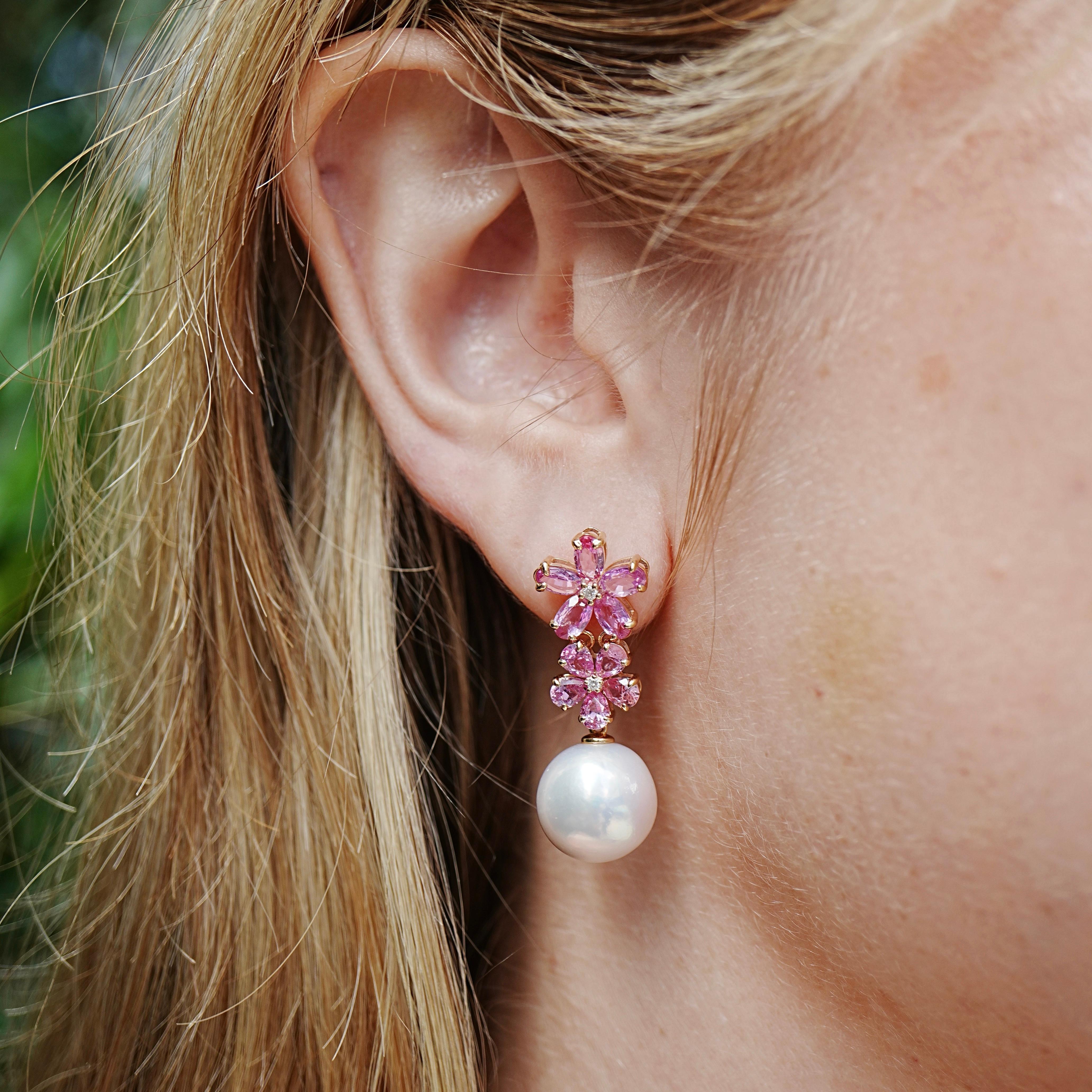 Moderno Nina Zhou Pink Sapphire Diamond Orecchini a goccia convertibili con perle a doppio fiore in vendita