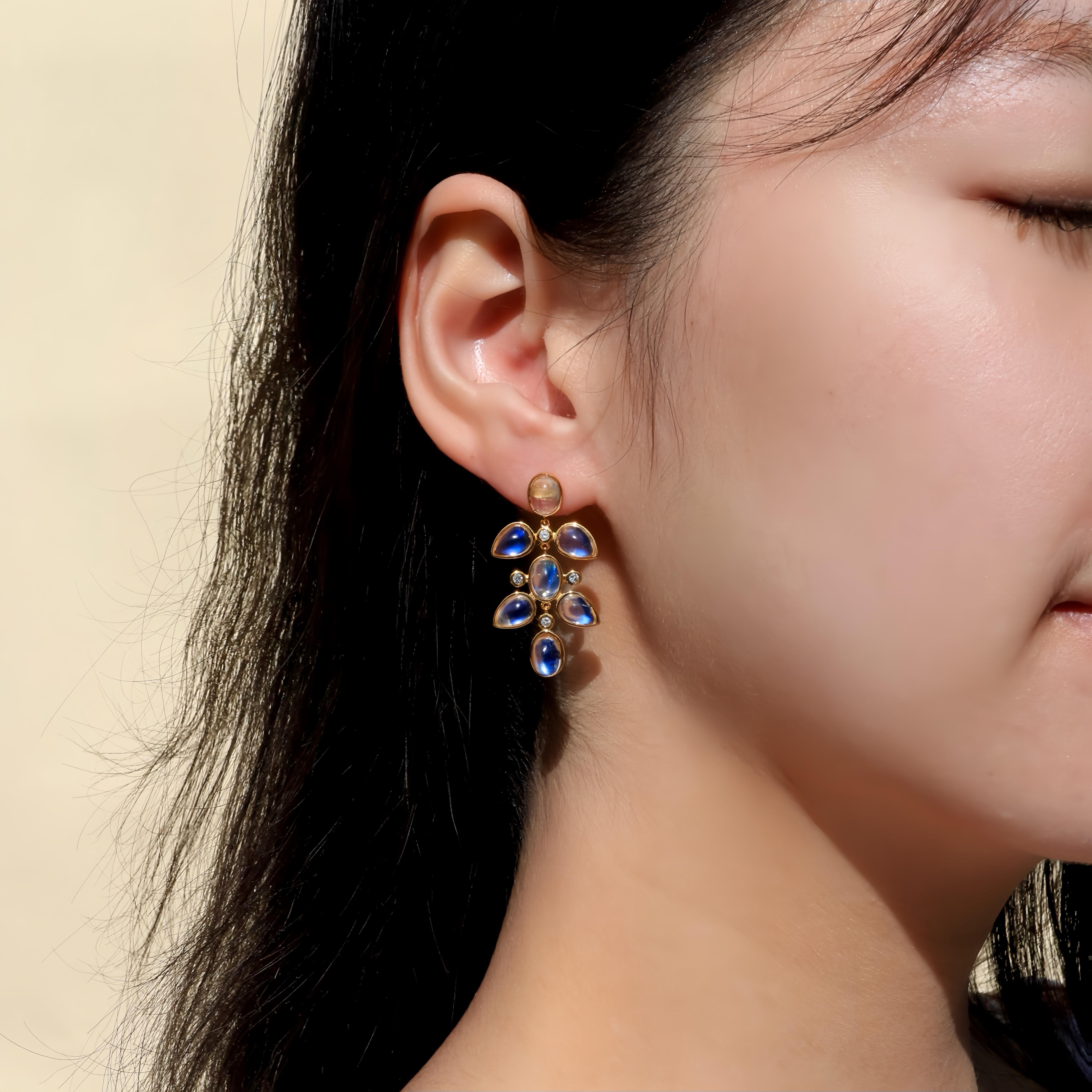 Nina Zhou 9.00ct Rainbow Moonstone Diamond Large Chandelier Drop Earrings For Sale 1