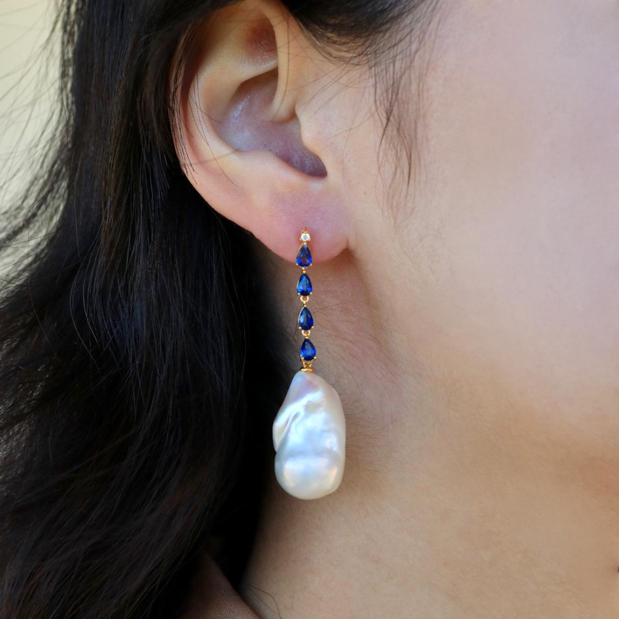De las mujeres Pendientes convertibles de zafiro, diamantes y perlas barrocas Nina Zhou en venta