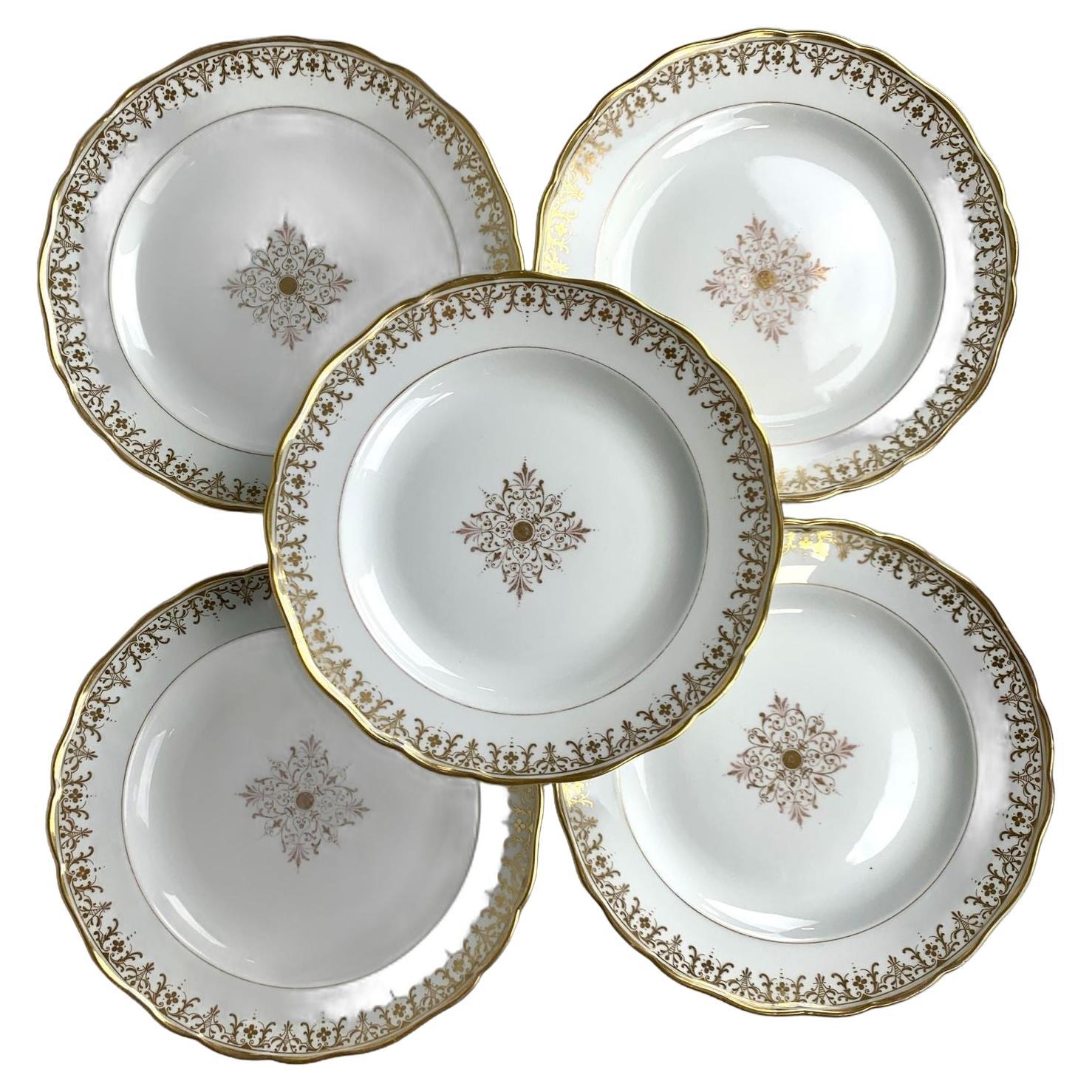Nove piatti antichi di Meissen Porcelain Germania Circa 1840