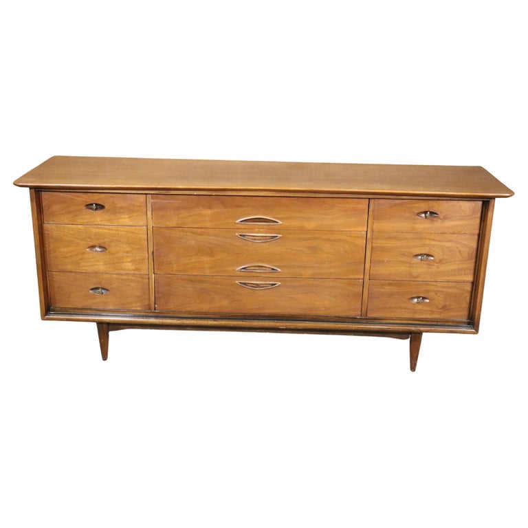 Nine Drawer Kent Coffey Dresser For Sale at 1stDibs