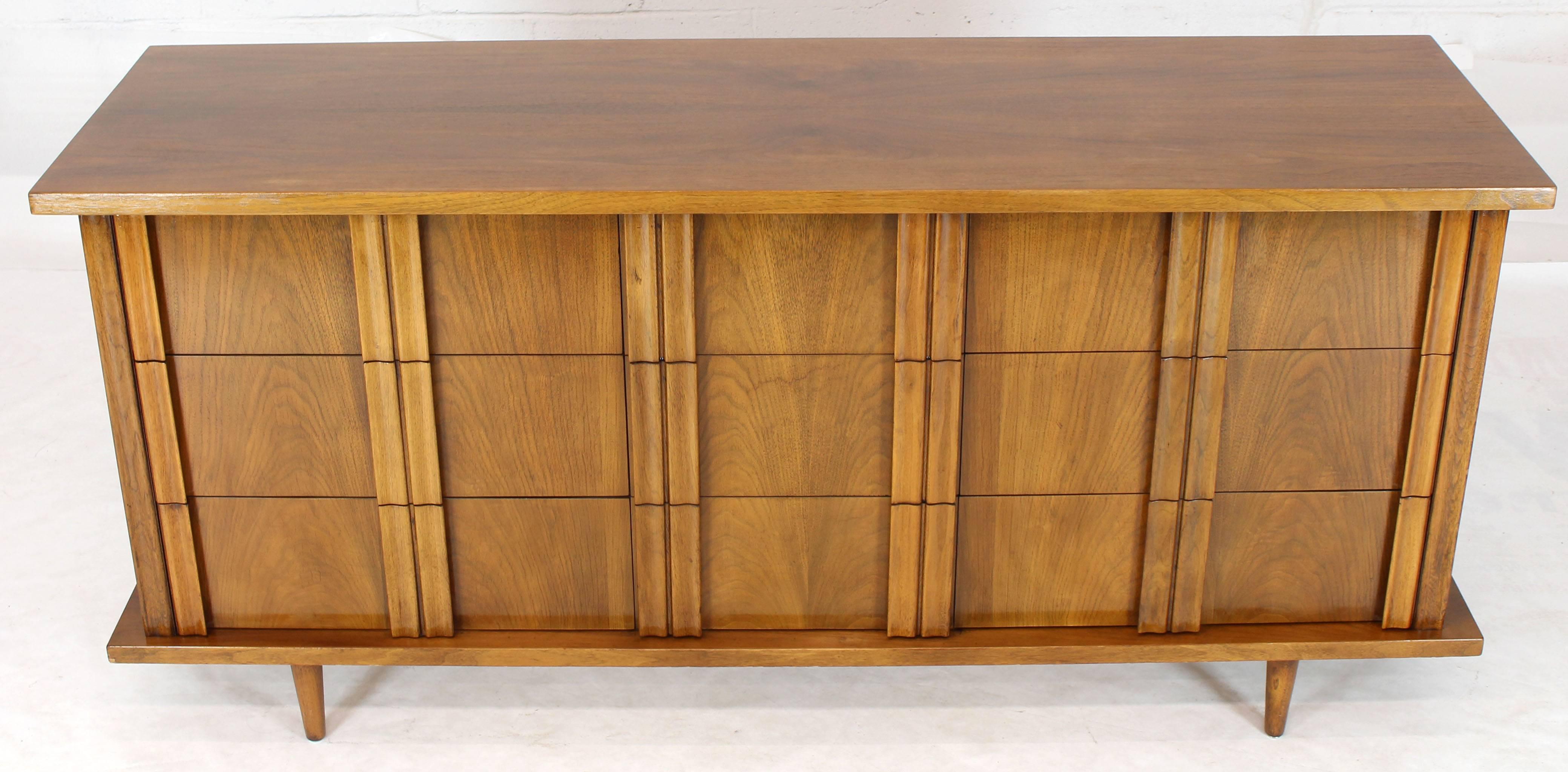 20th Century Nine Drawers Sculptural Solid Walnut Pulls Handles Long Dresser Credenza