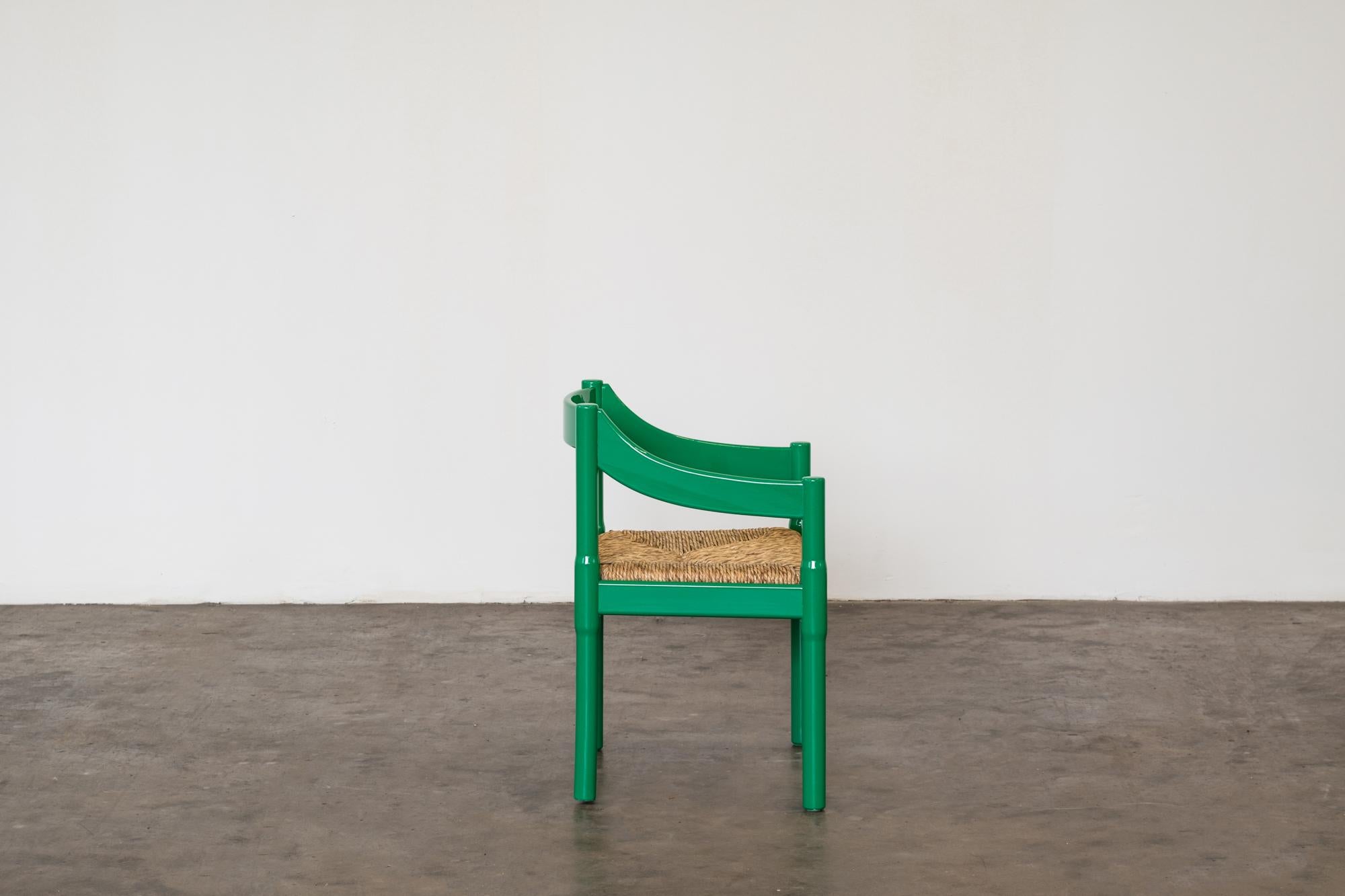 Nine Green Laquered Wood Carimate Chairs by Vico Magistretti In Excellent Condition For Sale In Montecatini Terme, Toscana
