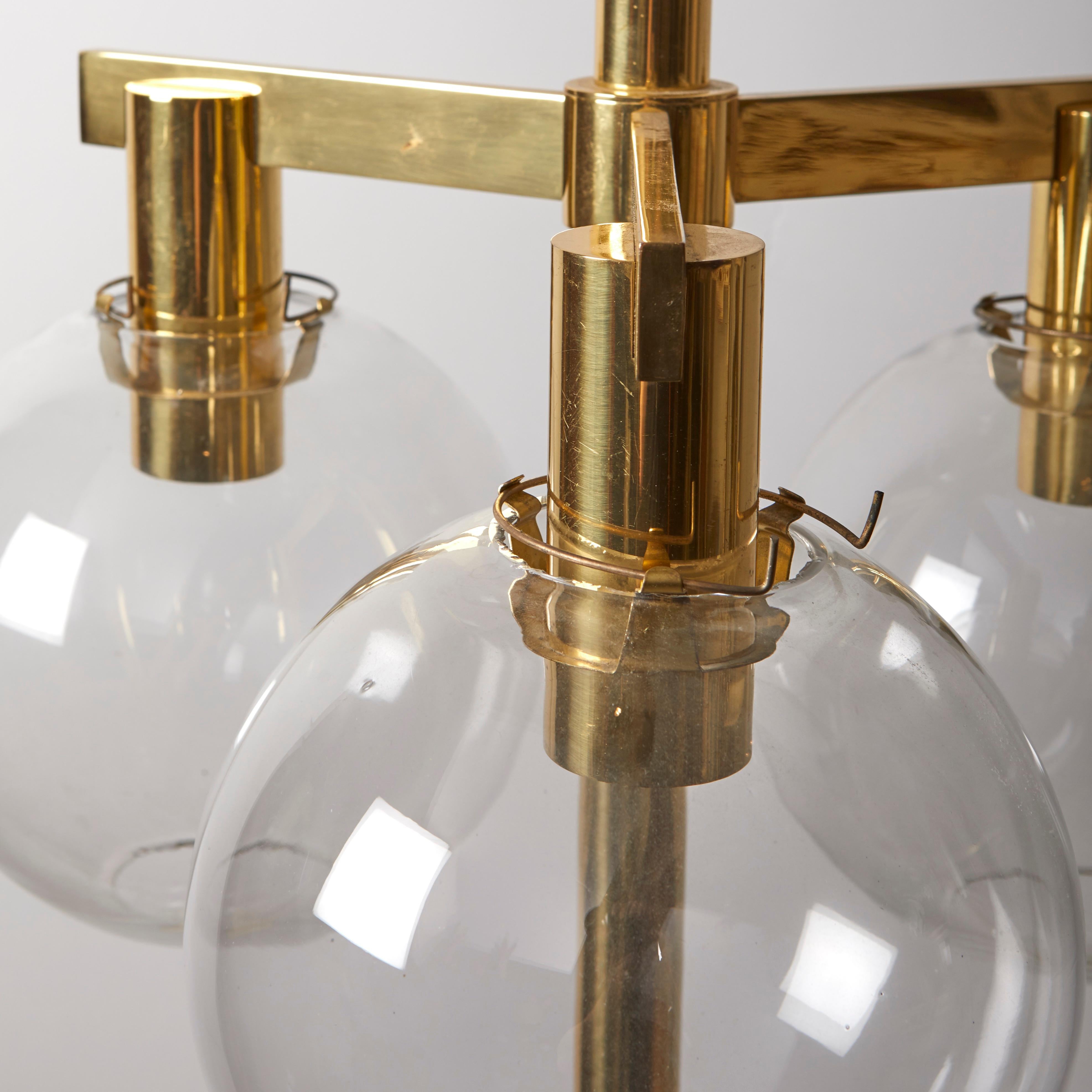 Svedese Raro set di tre lampade svedesi moderne a nove luci in vendita