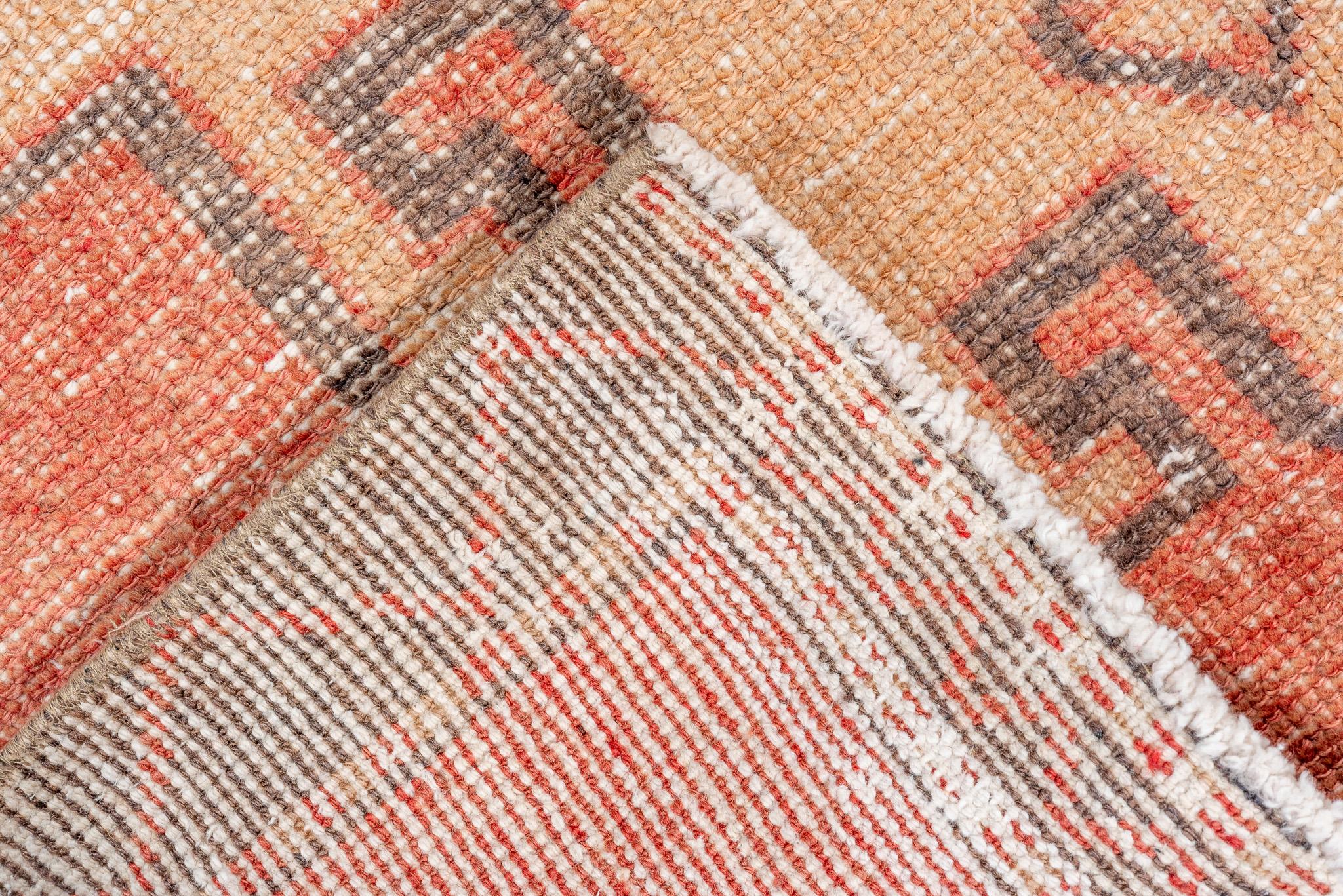 Alfombra Antigua Nueve Rojo Marino Motivo Mahal siglo XX en venta