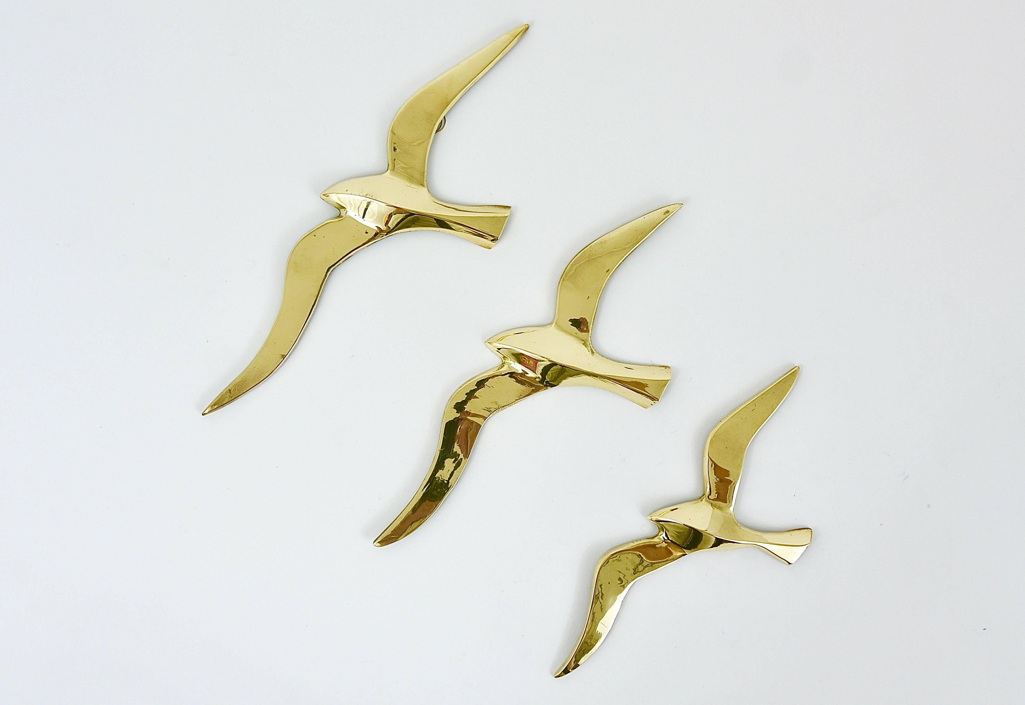 20th Century Nine Wall-Mounted Midcentury Seagull Bird Brass Sculptures, Austria, 1950s