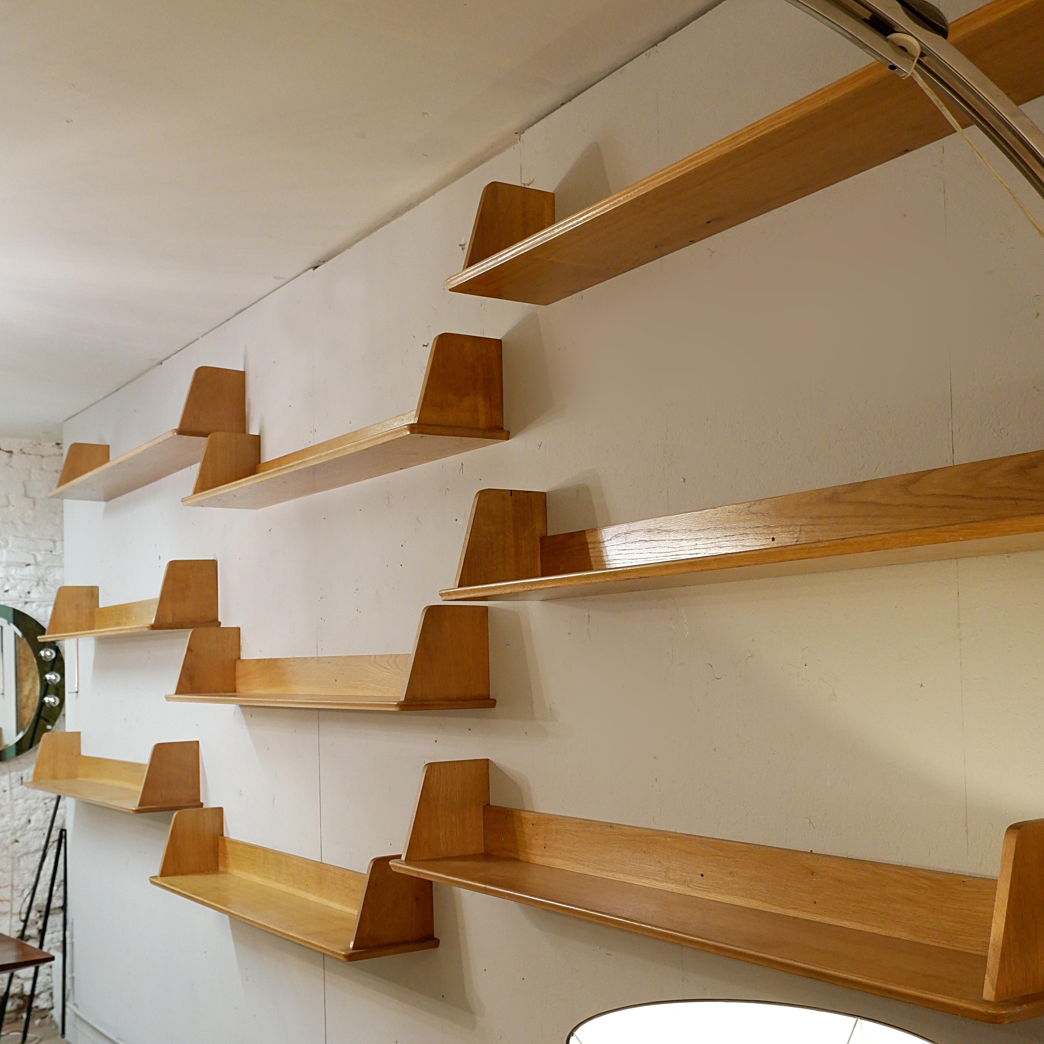 Nine wooden wall shelves to decor your interior 