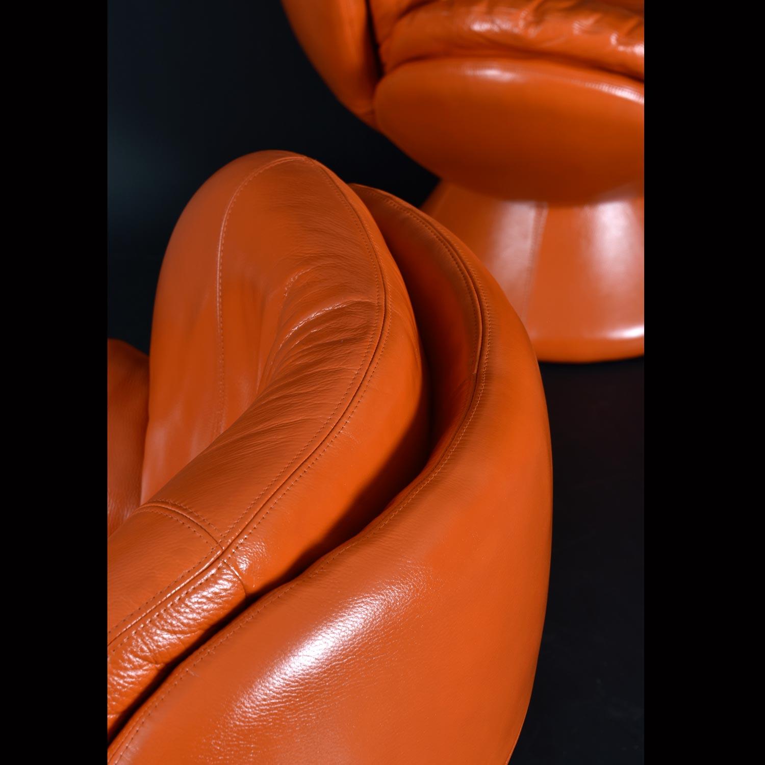 Nineteen-Laties Pedestal Base Orange Leather Swivel Pod Chairs by Jaymar 1