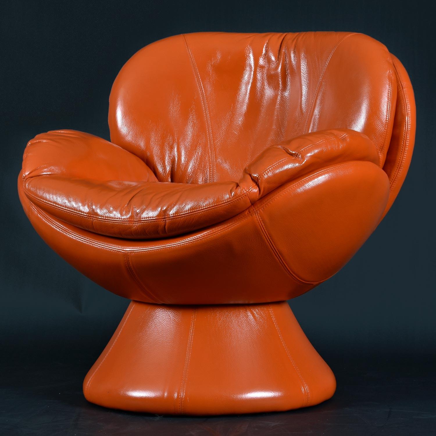 Post-Modern Nineteen-Laties Pedestal Base Orange Leather Swivel Pod Chairs by Jaymar