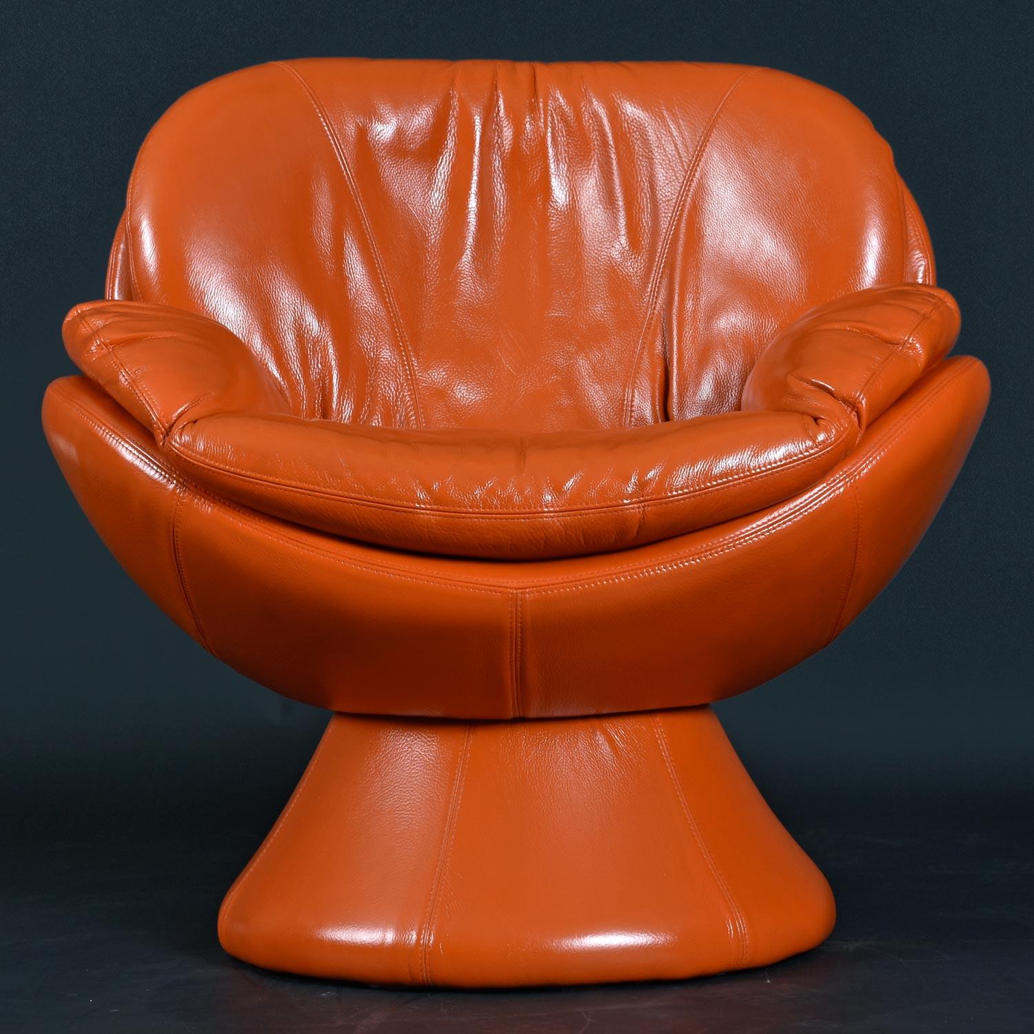 Canadian Nineteen-Laties Pedestal Base Orange Leather Swivel Pod Chairs by Jaymar