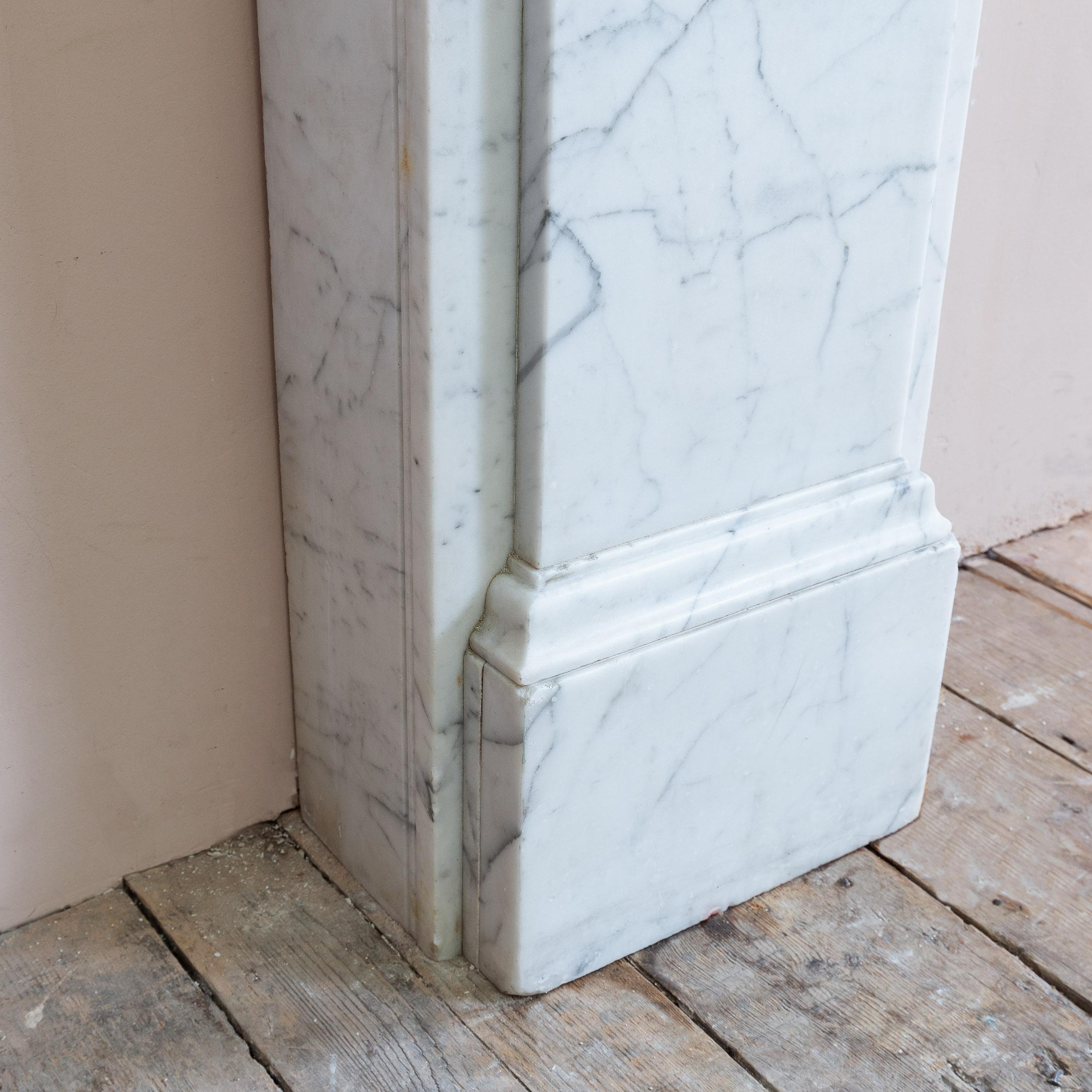 Nineteenth century English Carrara Marble Fireplace For Sale 8