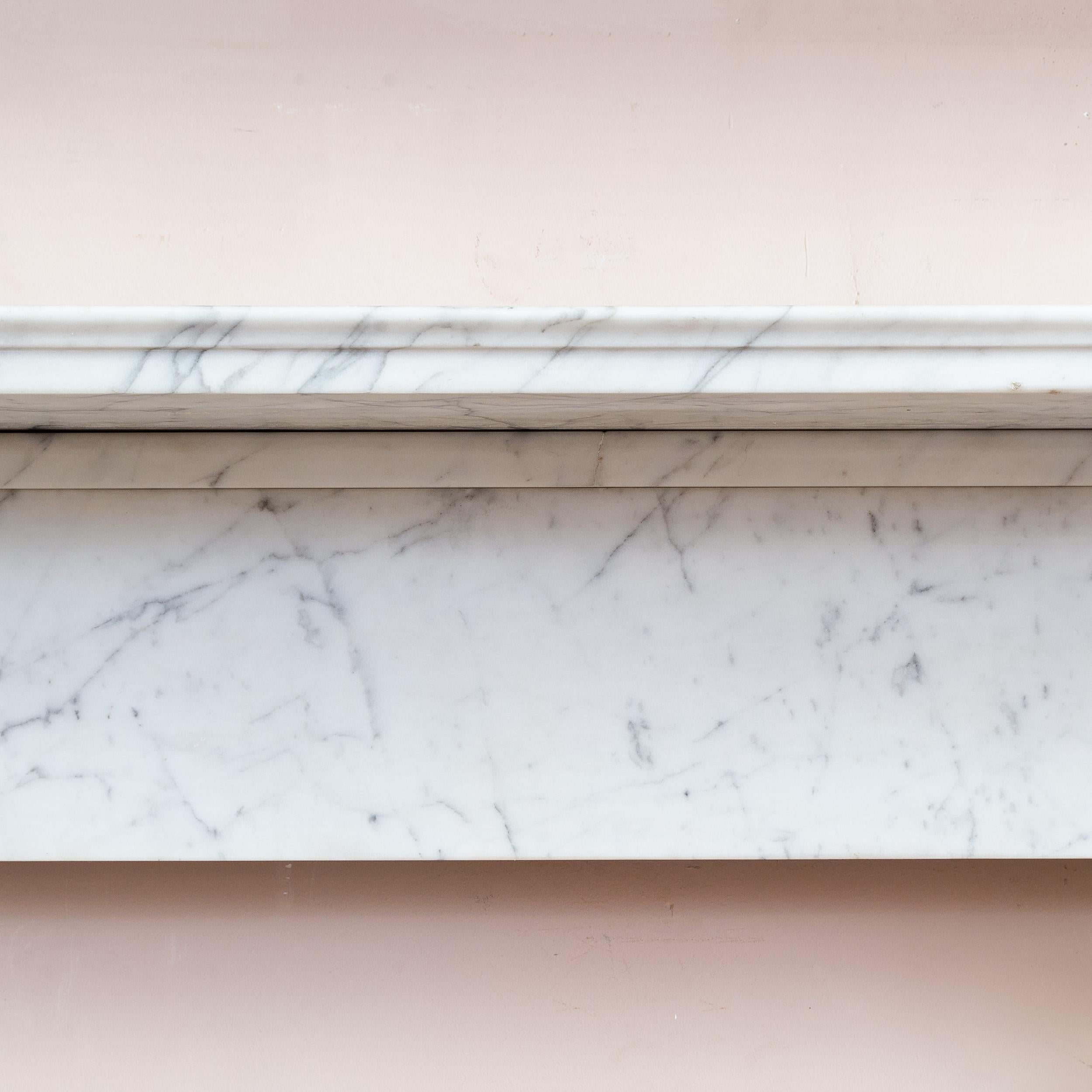 Nineteenth century English Carrara Marble Fireplace For Sale 4