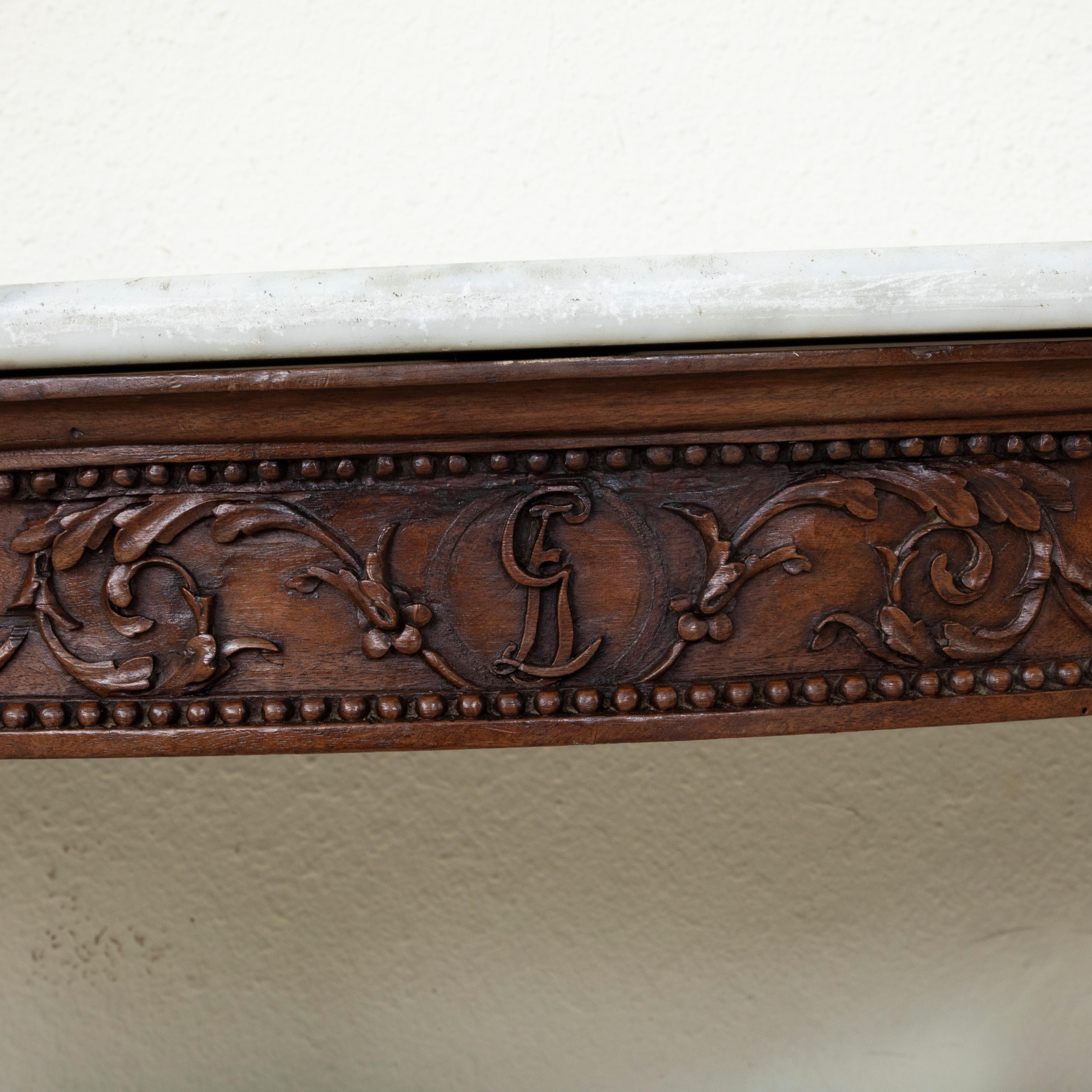 Tavolo consolle demi-lune in legno di noce in stile Luigi XVI del XIX secolo, marmo in vendita 7