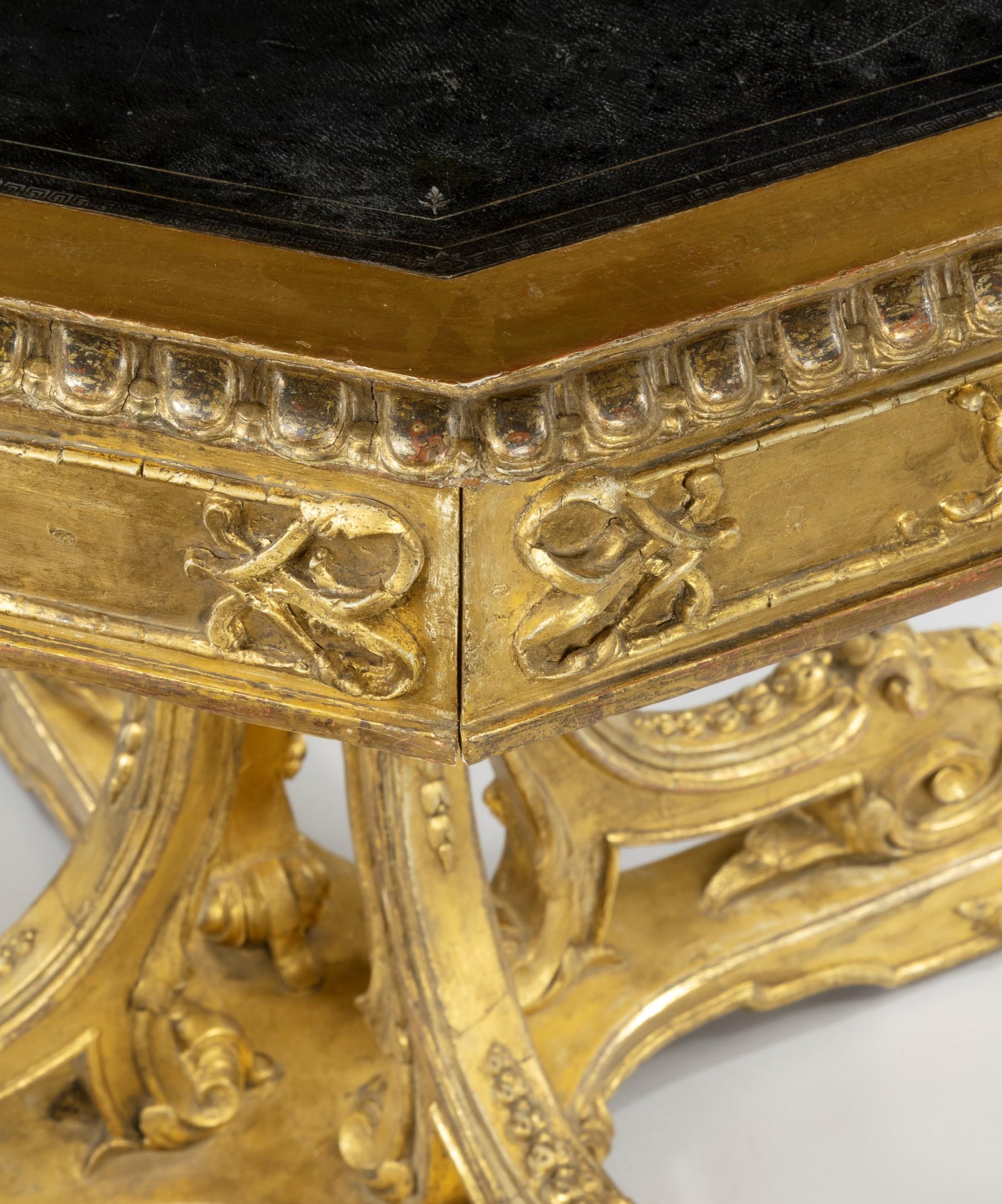 English 19th Century Giltwood Octagonal Drum Table For Sale