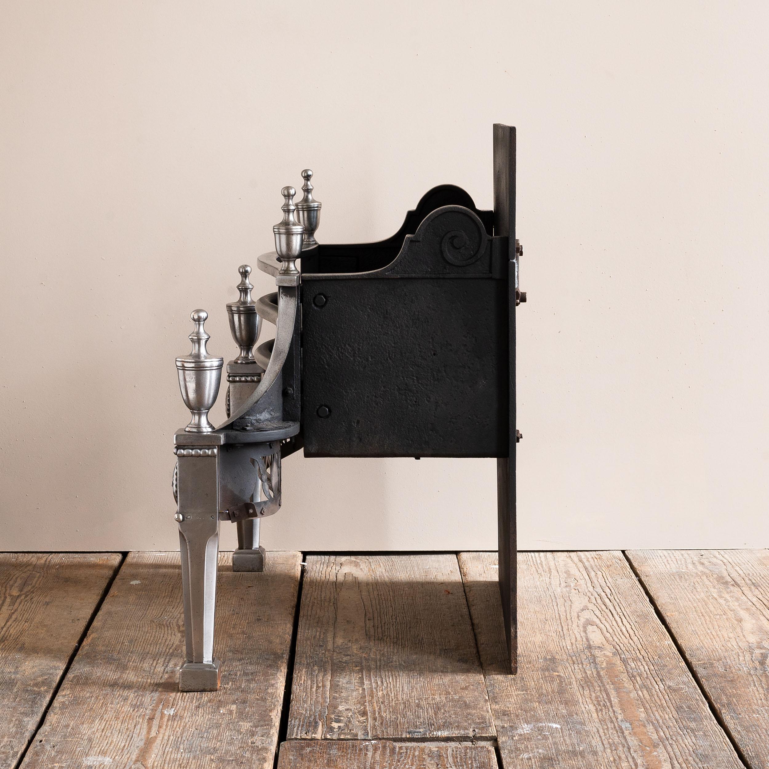 Nineteenth Century Polished Steel and Iron Fire Grate In Good Condition For Sale In London, GB