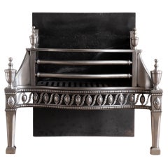Grille de cheminée en acier et en fer poli du XIXe siècle