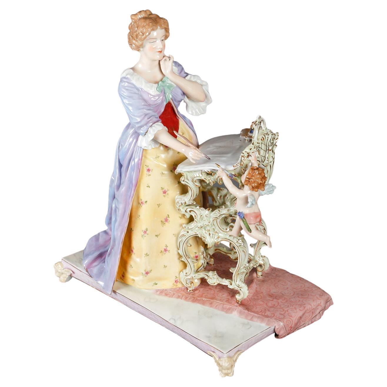 Nineteenth-Century Porcelain Sculpture, Elegant Woman at her Writing Table For Sale 6