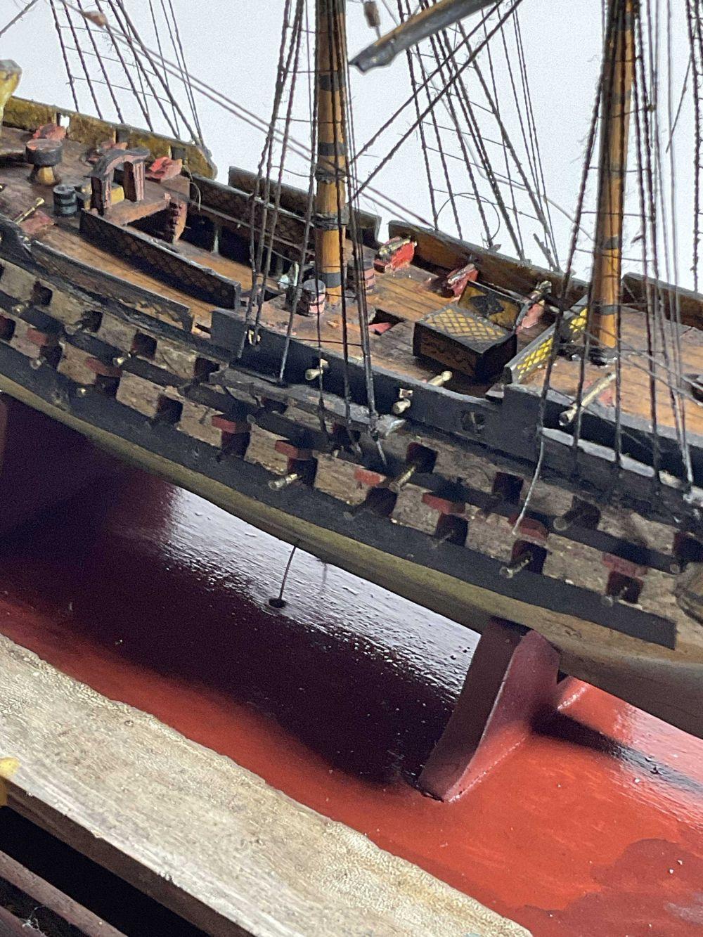 Modèle de bateau du XIXe siècle en vente 1
