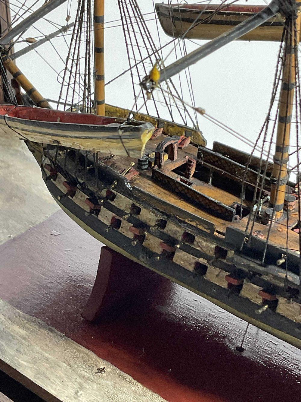 Modèle de bateau du XIXe siècle en vente 2