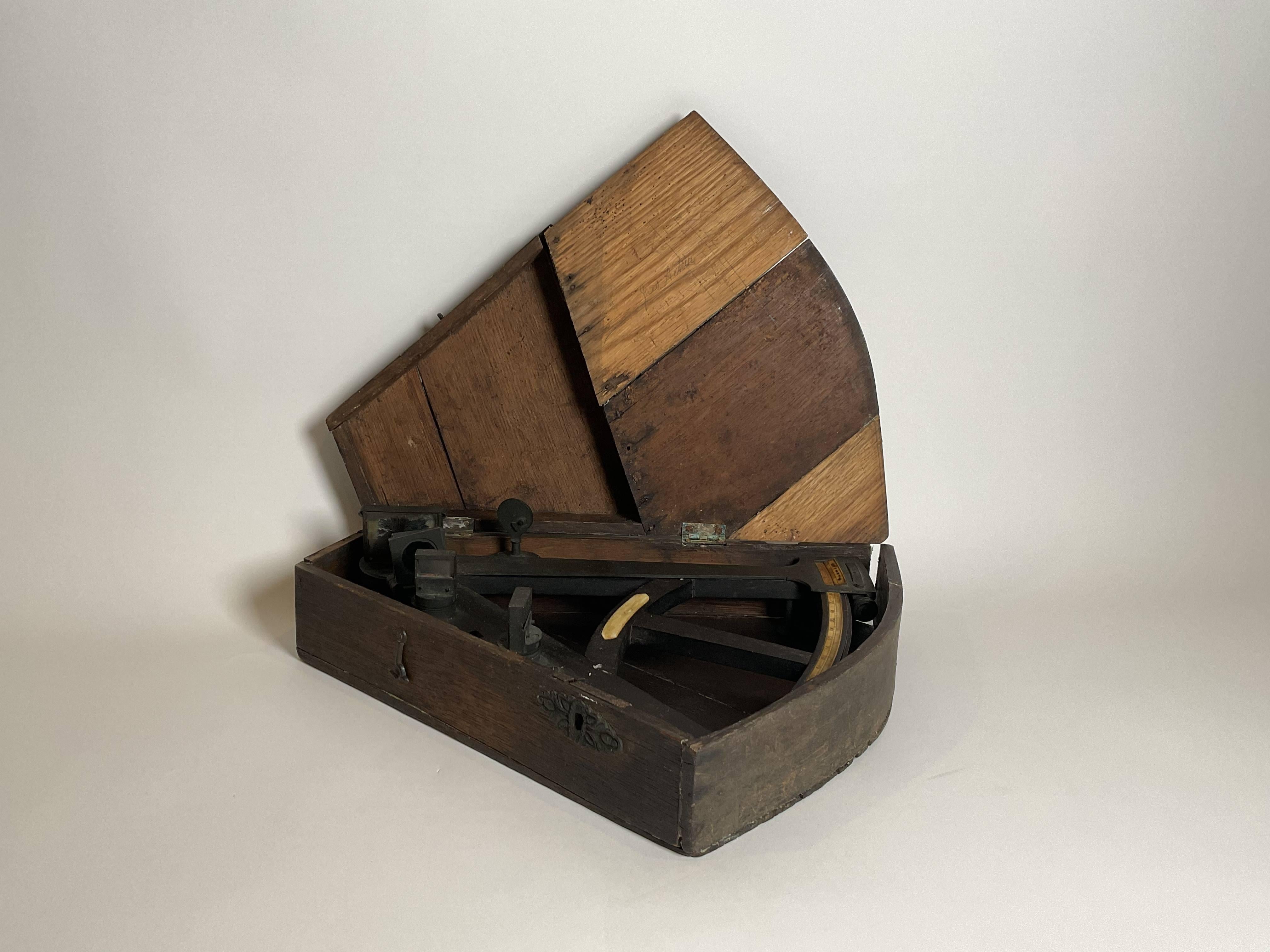 Octant de navire du XIXe siècle Bon état - En vente à Norwell, MA