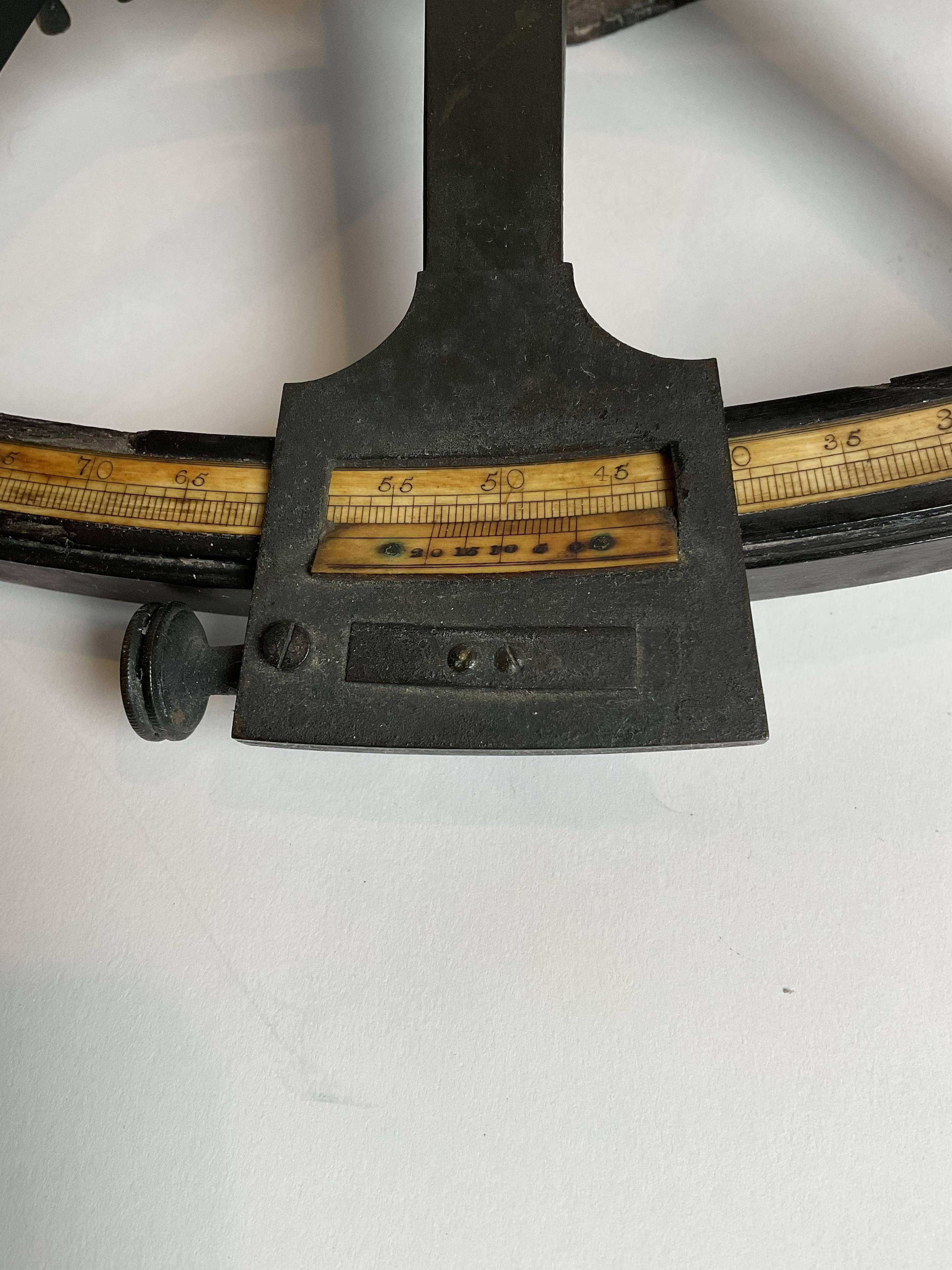 Octant de navire du XIXe siècle en vente 2