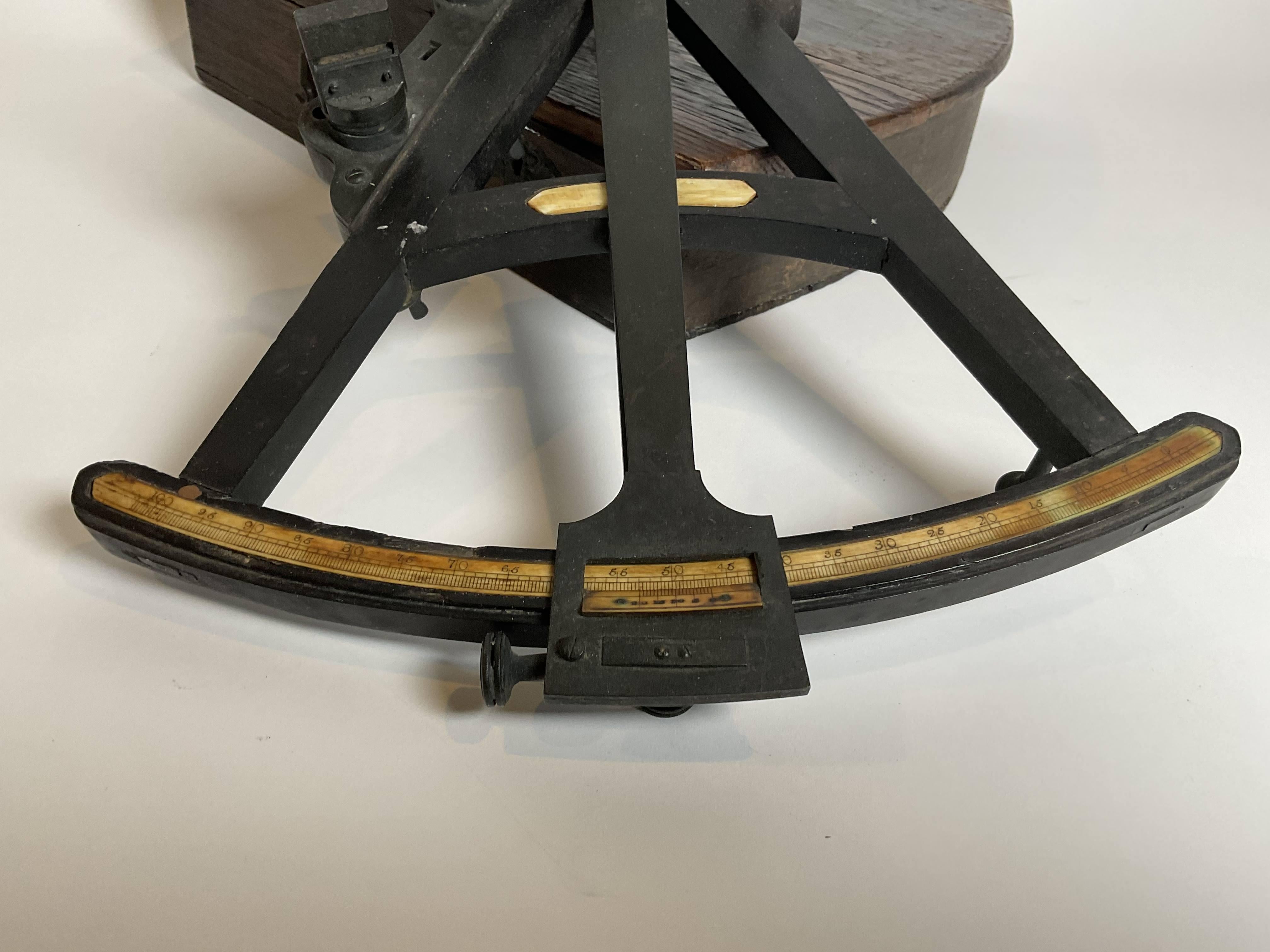 Octant de navire du XIXe siècle en vente 3