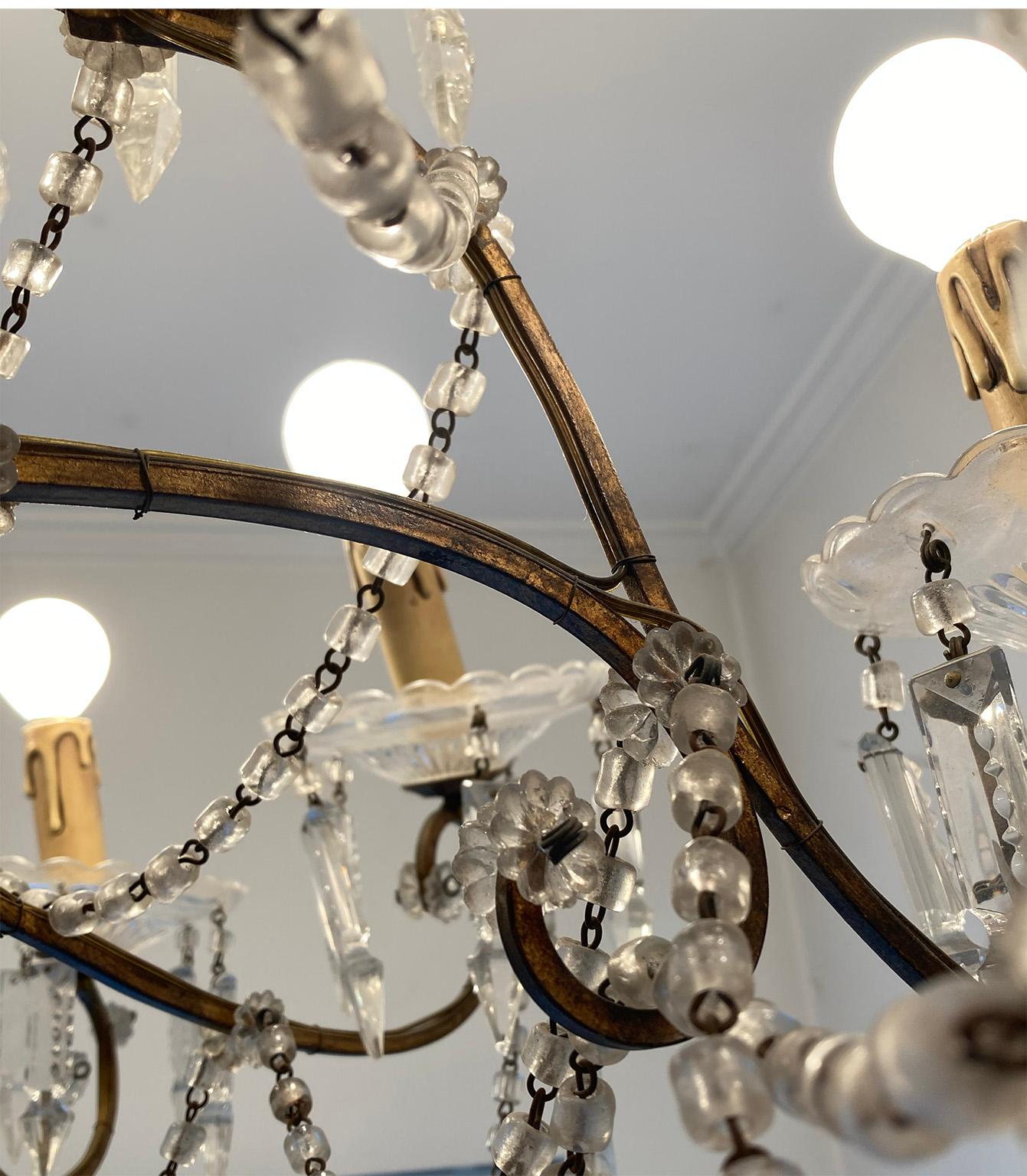 Nineteenth Century Sicilian Chandelier with Glass and Gilded Iron, Sicily 18th In Fair Condition For Sale In Milano, IT