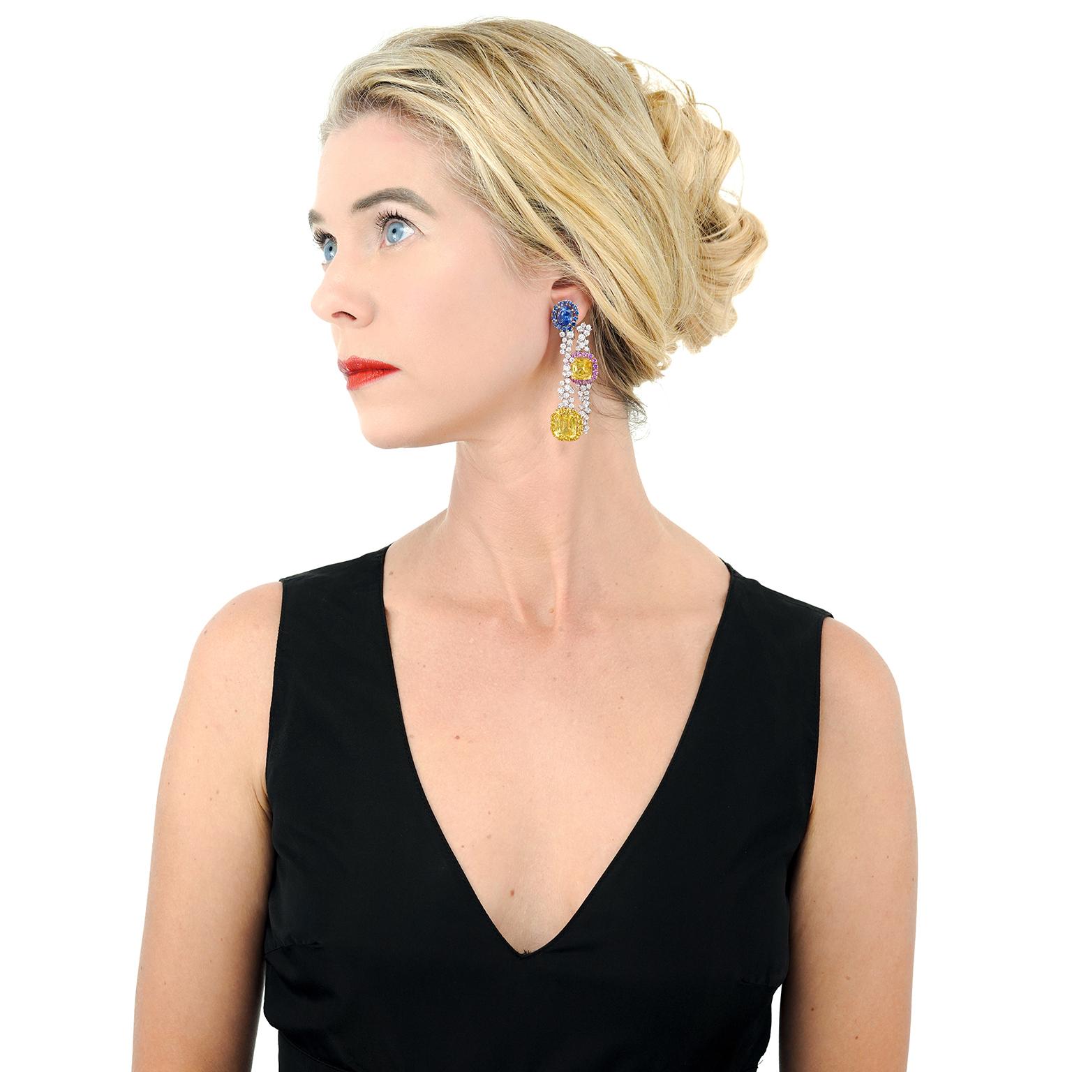 Boucles d'oreilles chandelier en saphir et diamant italien des années 90 en vente 3