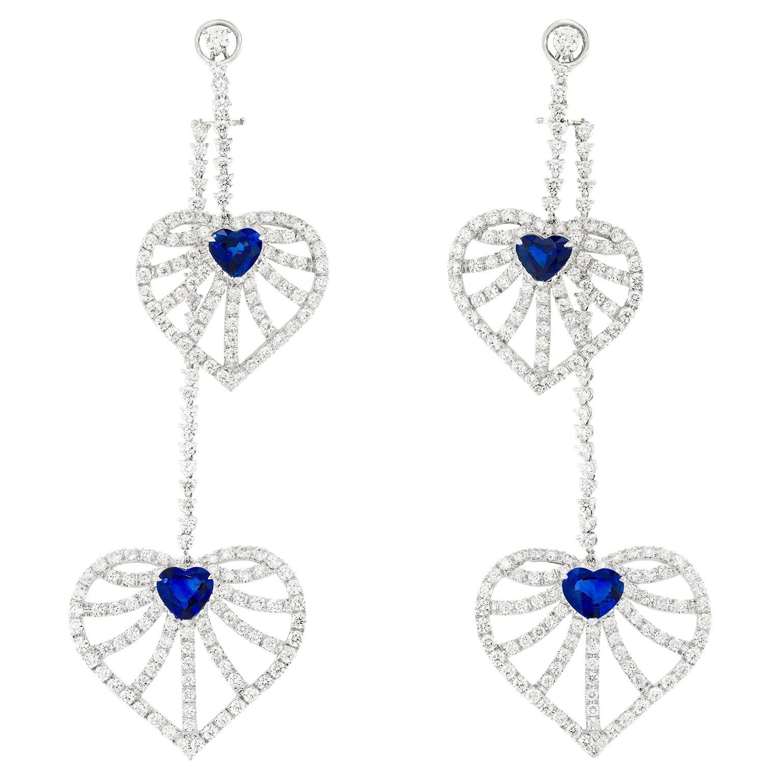 Orecchini a lampadario con zaffiri e diamanti italiani degli anni
90