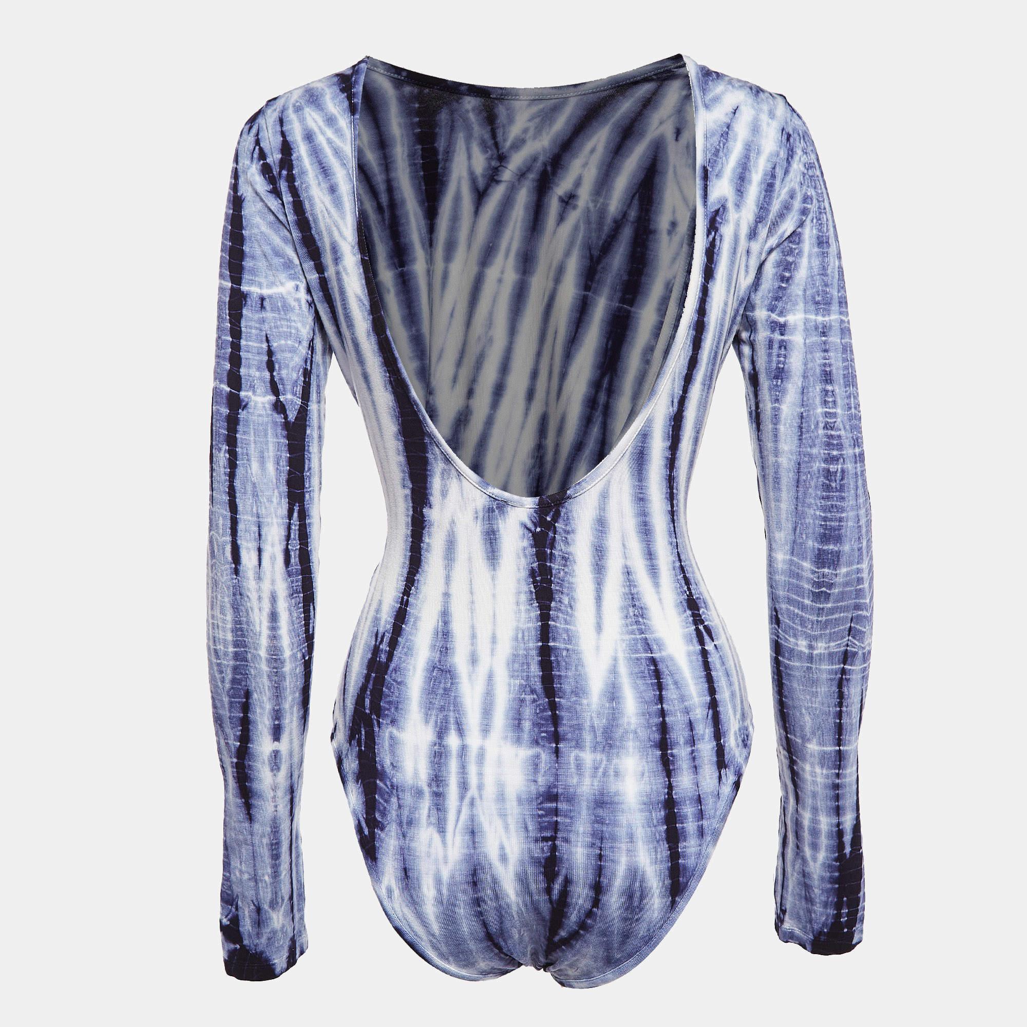 Laissez-vous séduire par le confort  coupes fines  et l'imprimé tie dye de ce body Ninety Percent complètent vos pantalons et vos jupes. Il est fabriqué en tissu extensible.