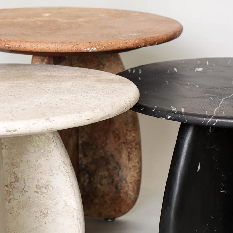 Mesa baja Ninfa de mármol negro Moderno en venta