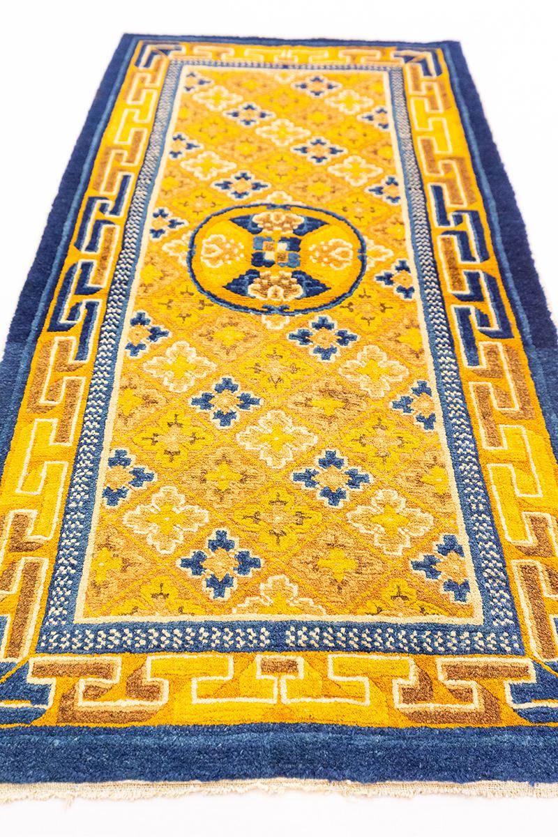 Hand-Knotted Ningxia Rug Golden Yellow For Sale