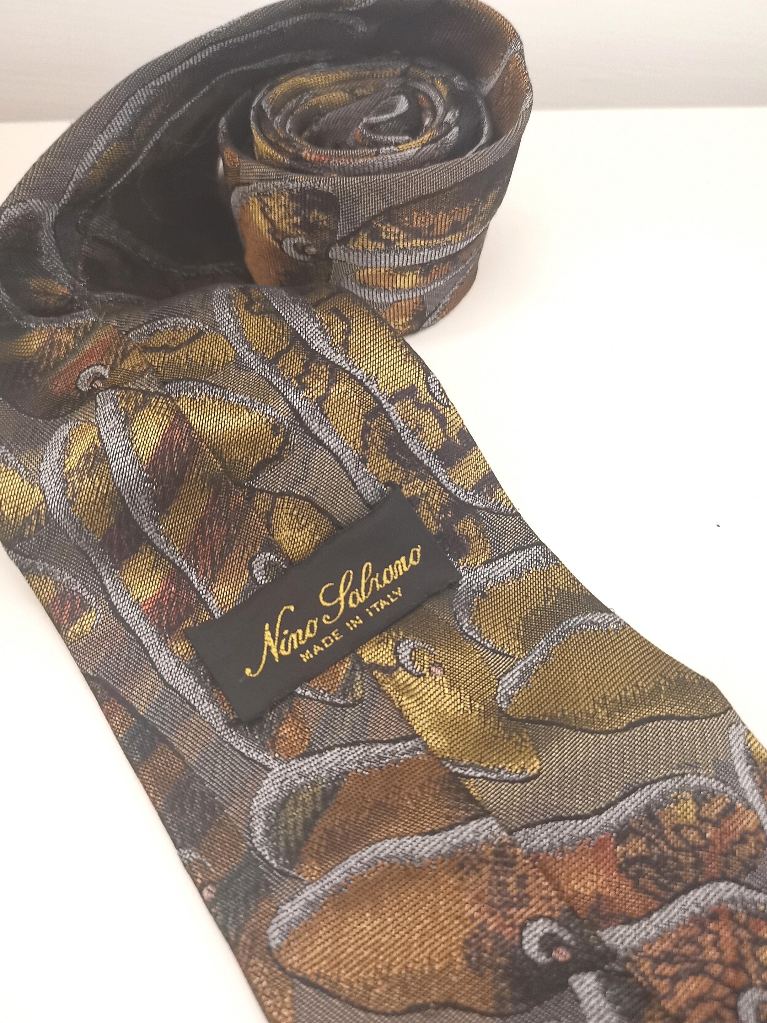 Nino Salzano multicoloured silk tie
totally made in italy