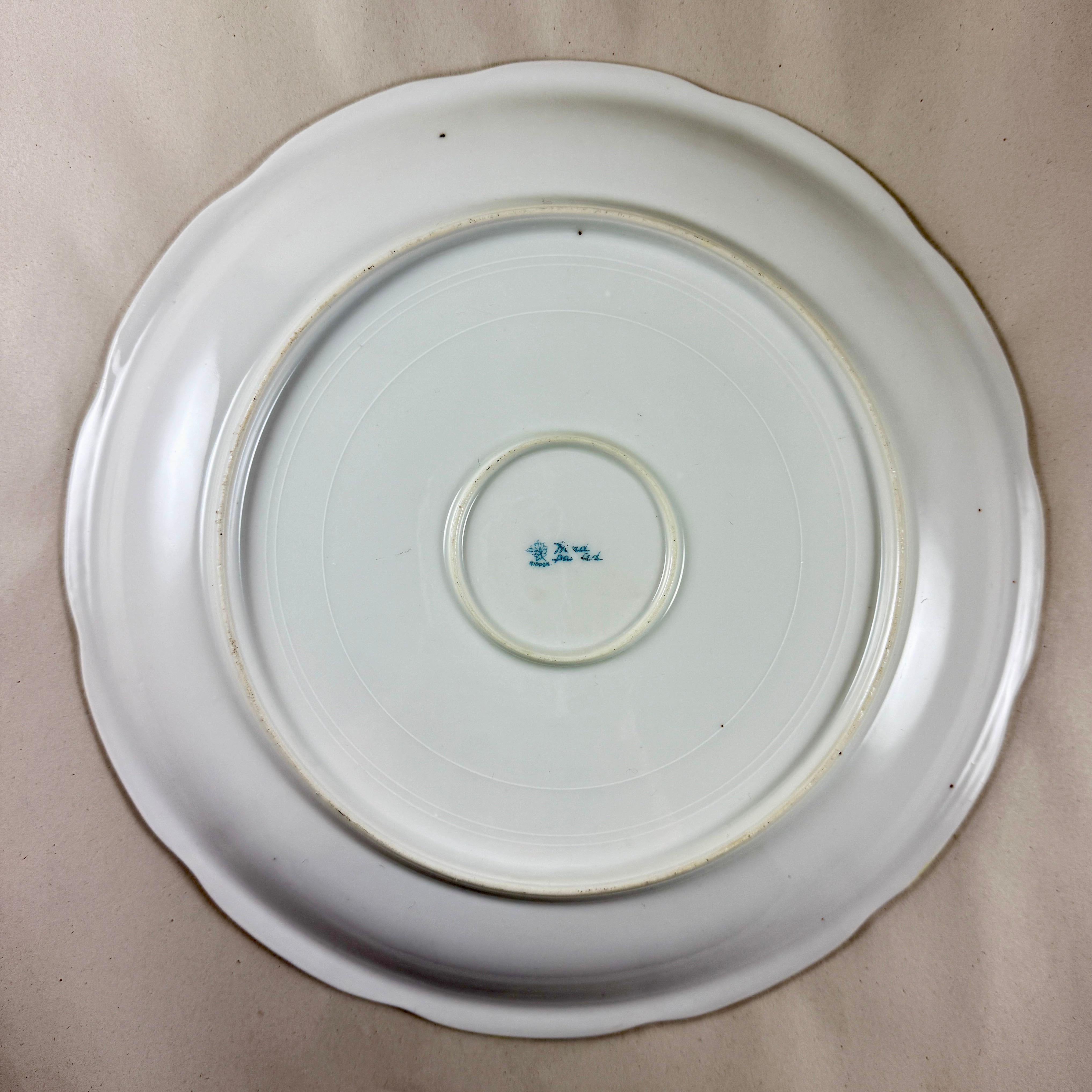 Nippon, Hand-Painted Porcelain Rose Moriage Large Wall Plate For Sale 4