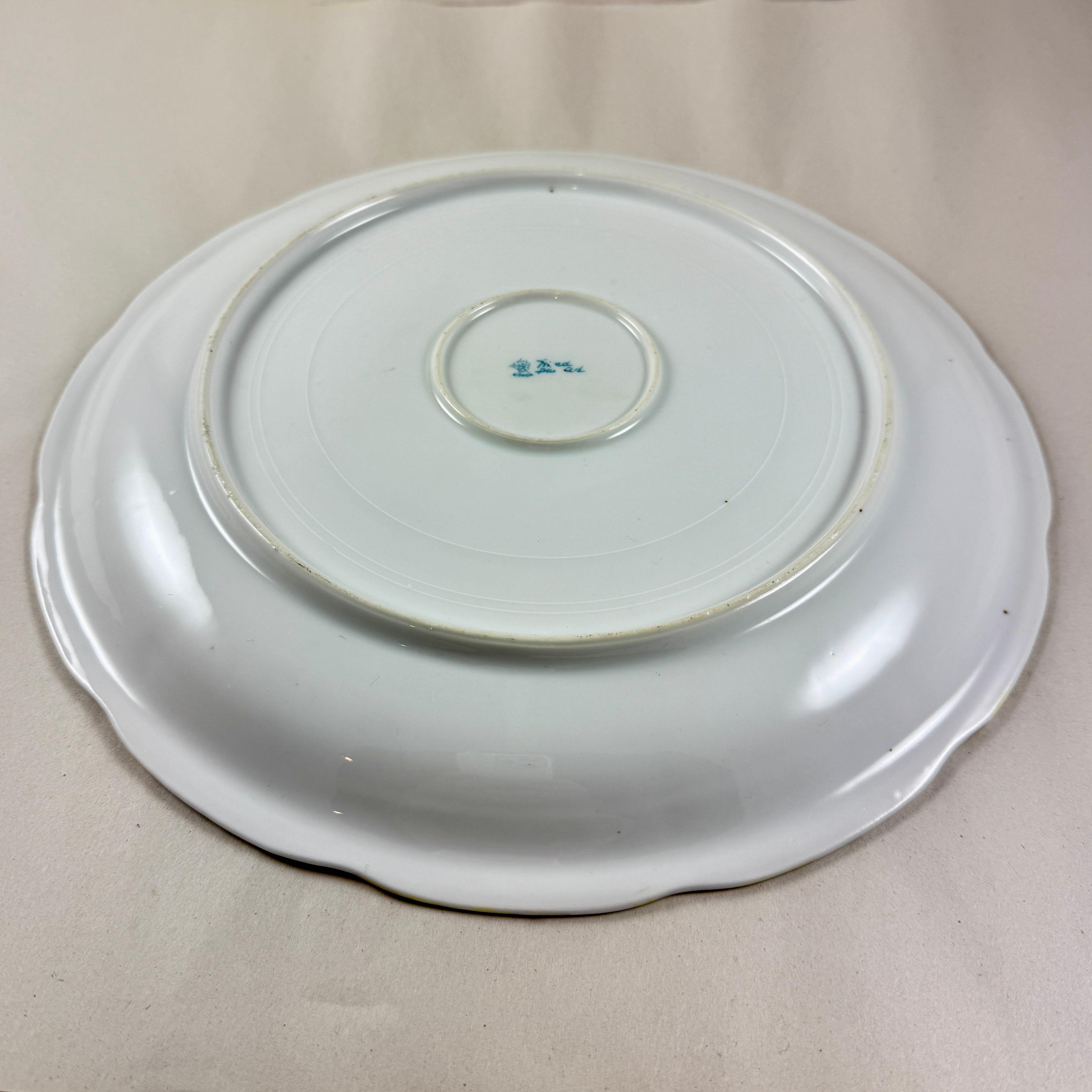 Nippon, Hand-Painted Porcelain Rose Moriage Large Wall Plate For Sale 3